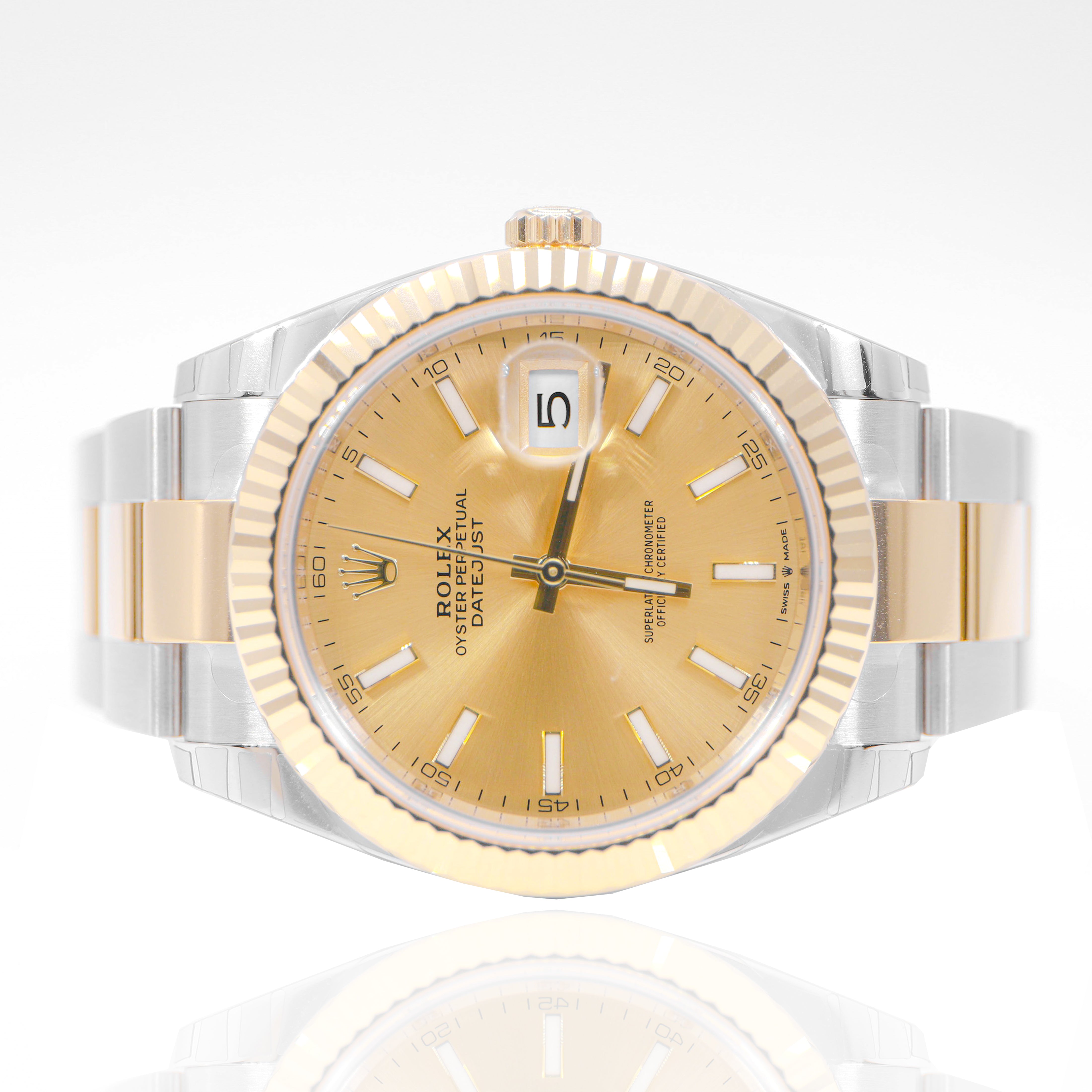Rolex 126333 Datejust 41mm Mens Oyster Two-Tone 18K Gold Fluted Bezel & Champagne Dial