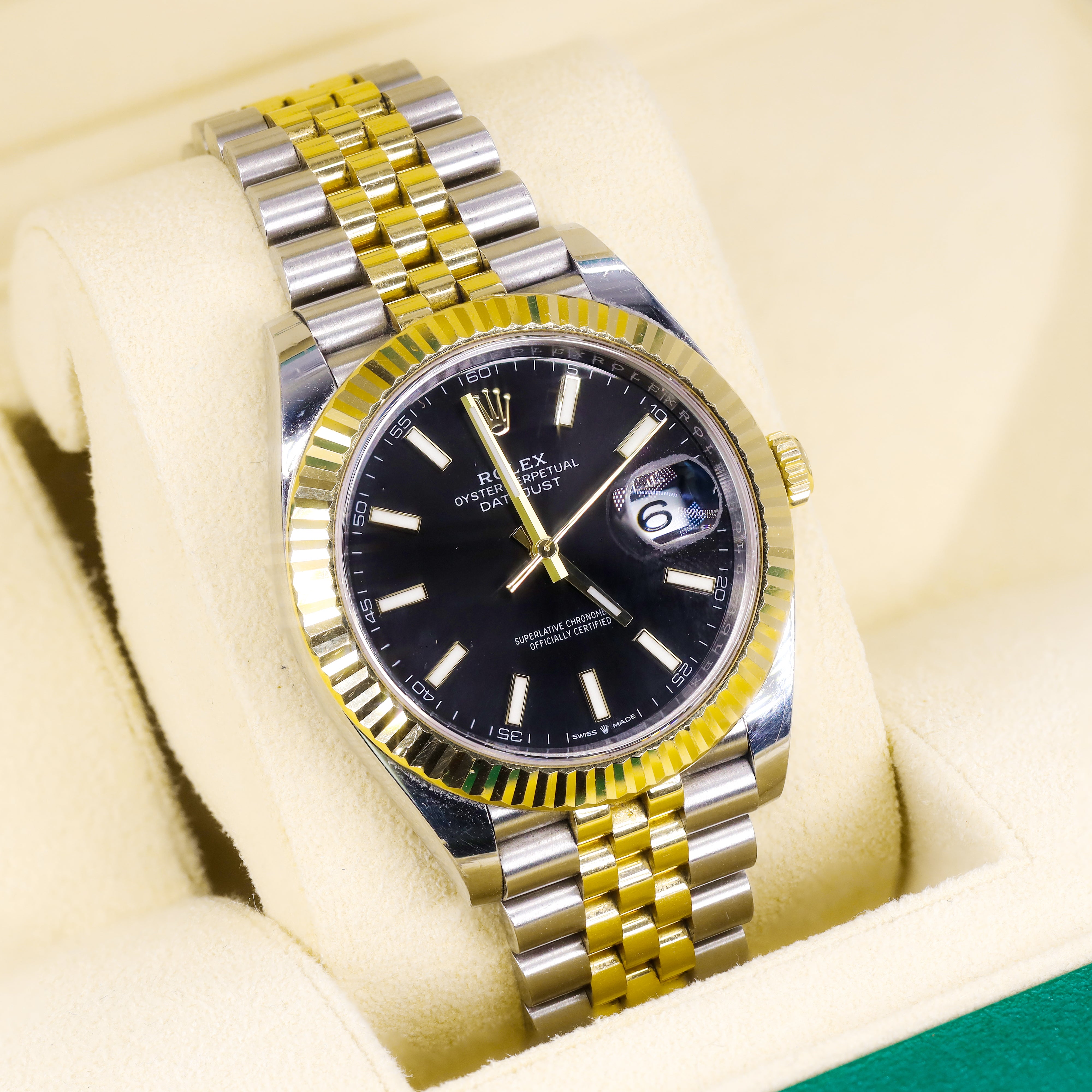 Rolex 126333 Datejust 41mm Jubilee Two-Tone 18K Gold Fluted Bezel & Black Marker Dial
