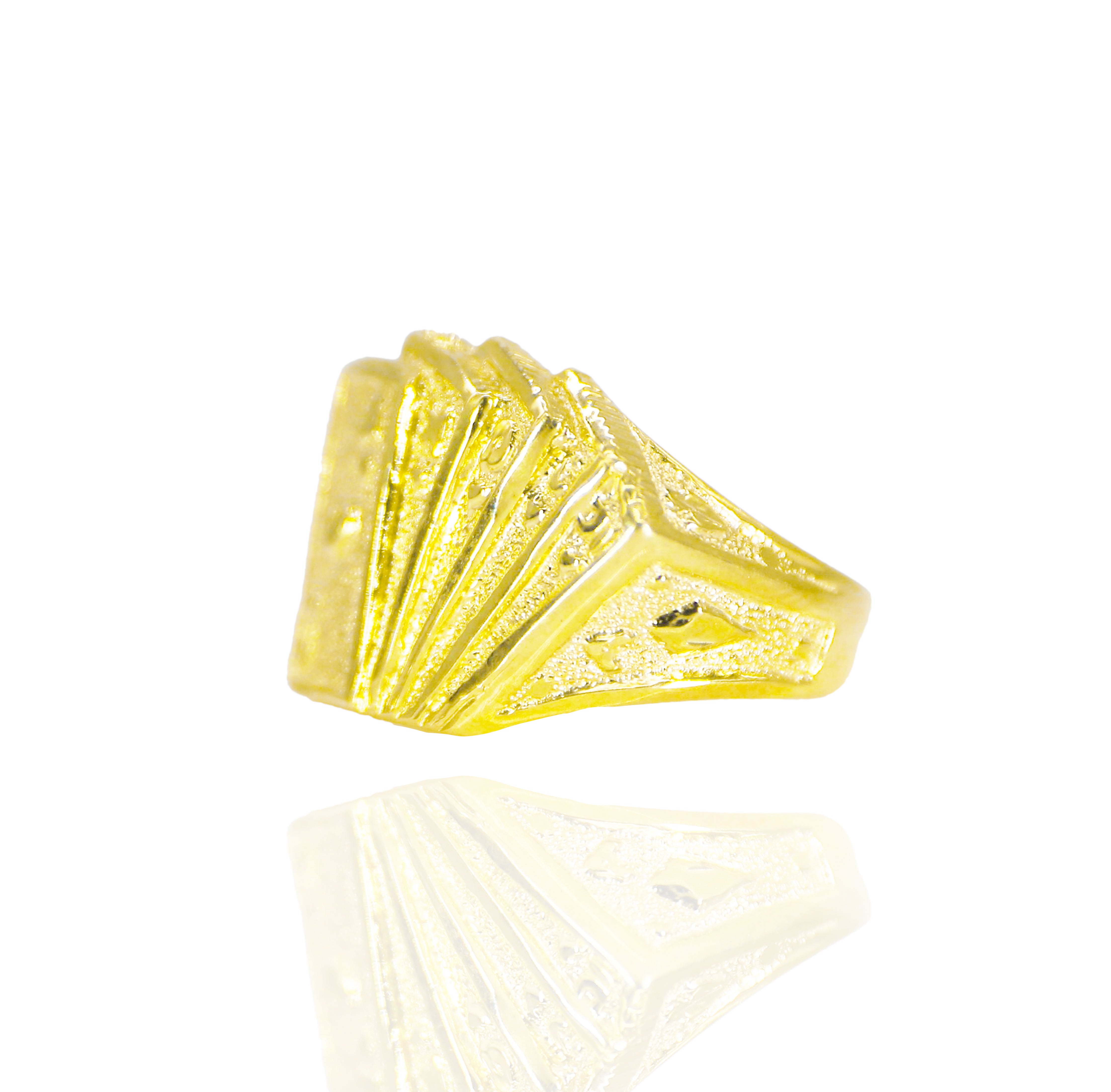 Card Poker Gold Ring