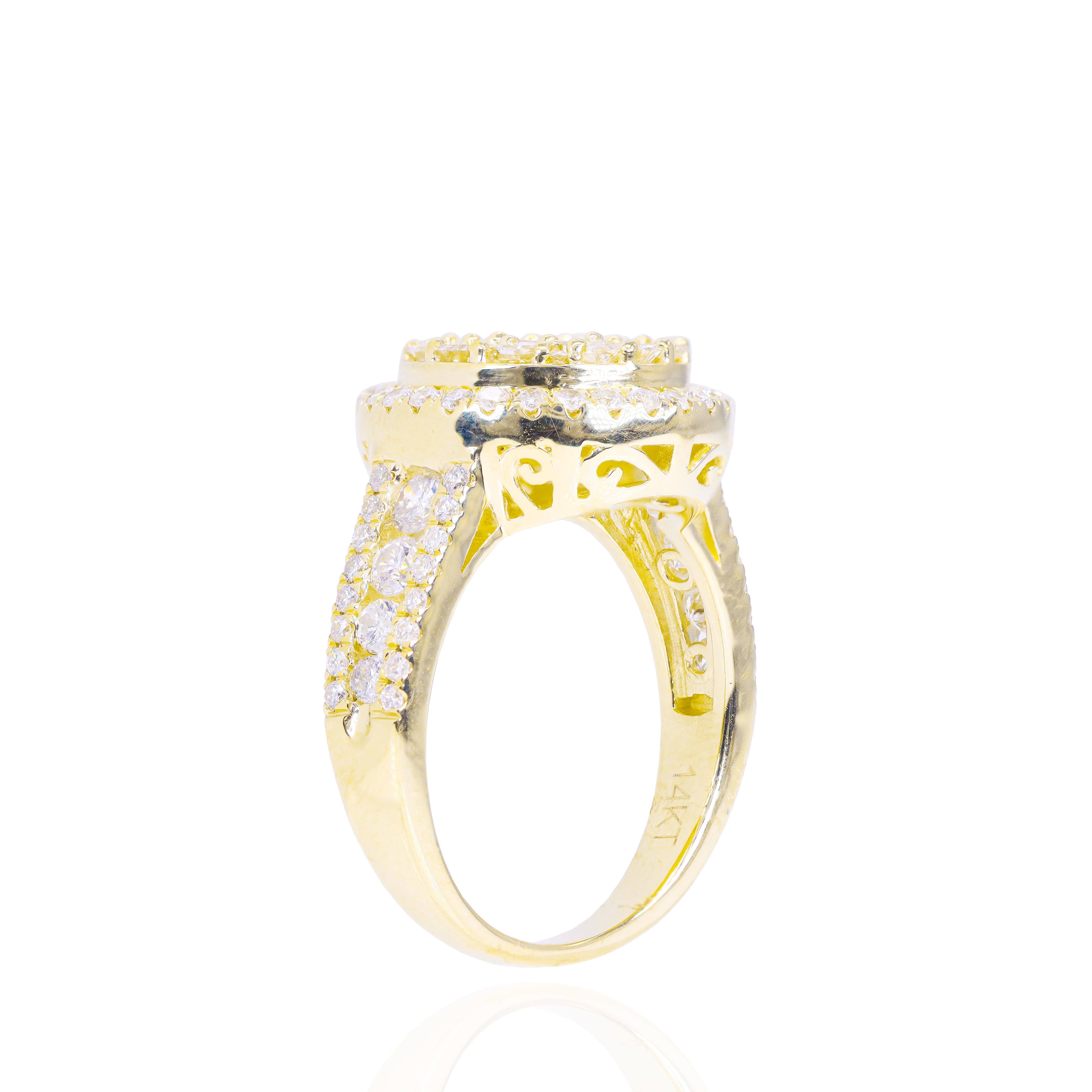 Round Shape with Diamond Halo & Gradual Diamond Band Engagement Ring
