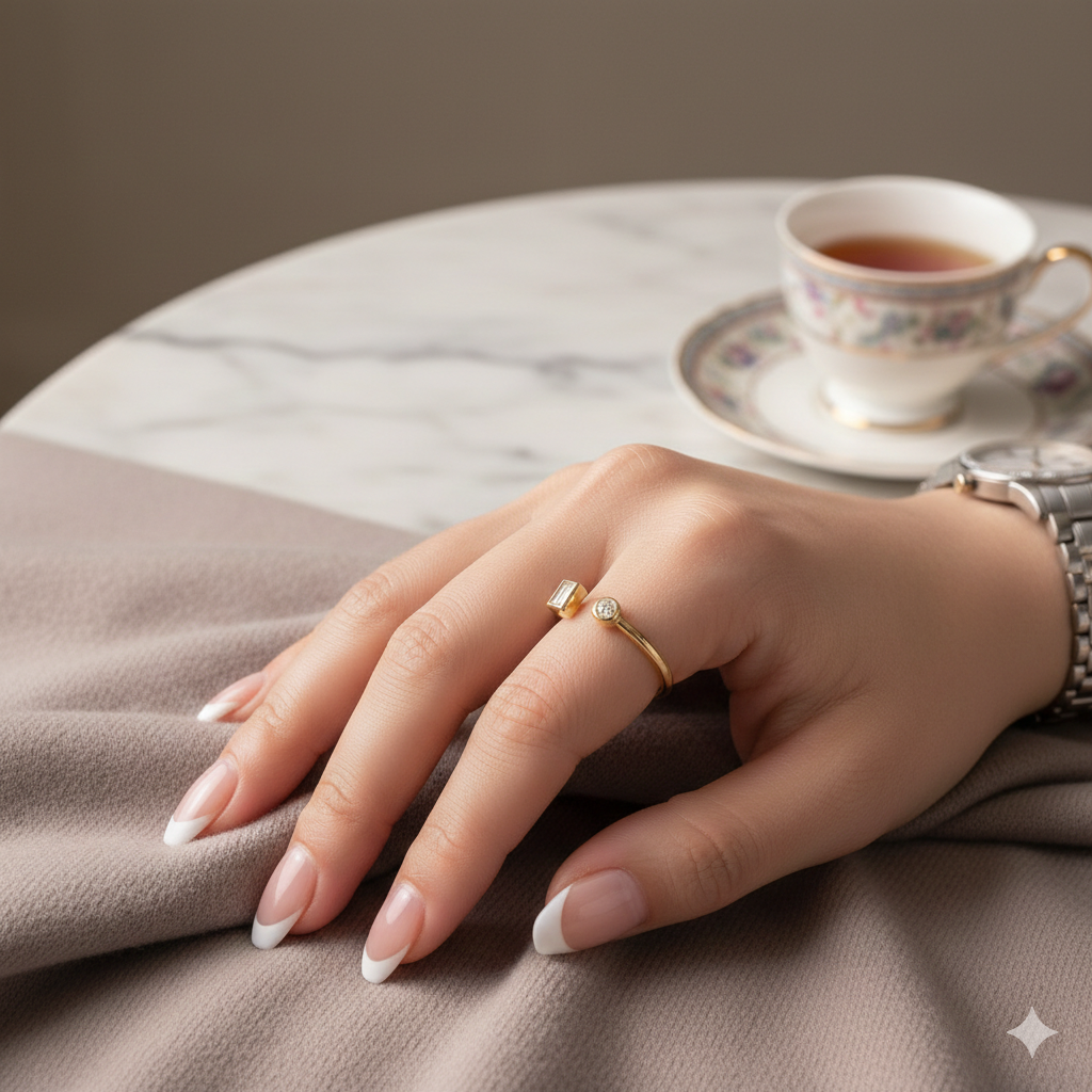 Emerald & Round Singular Diamond Ring