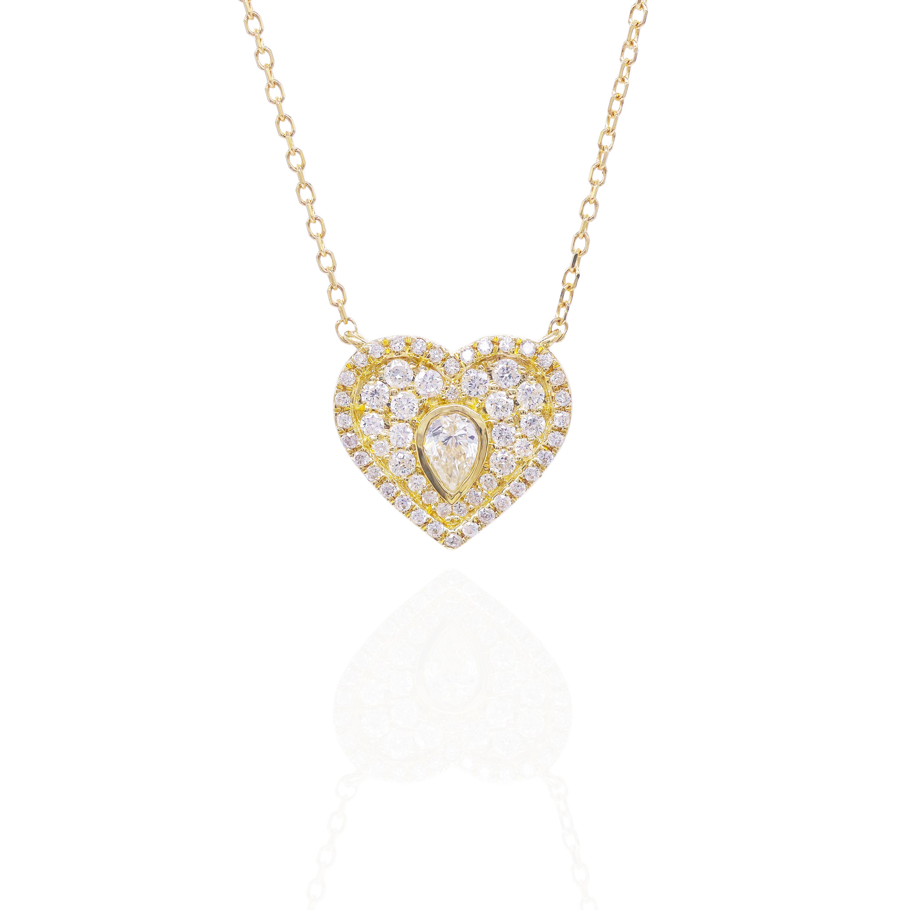 20 Pointer Pear Shape Diamond Heart Pendant with Chain