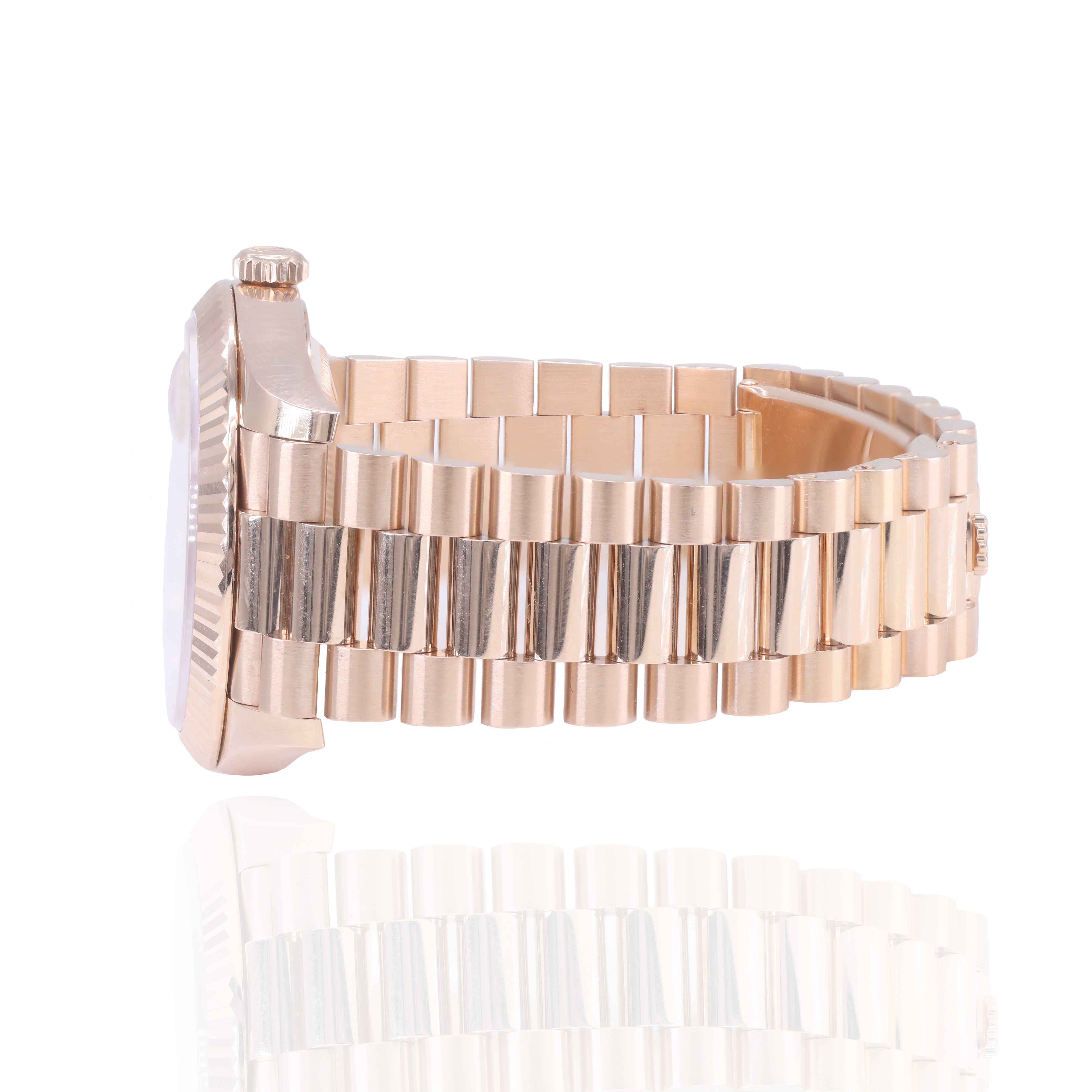 Rolex 228235 Day-Date 40mm Everose Gold Sundust Baguette Diamond Dial
