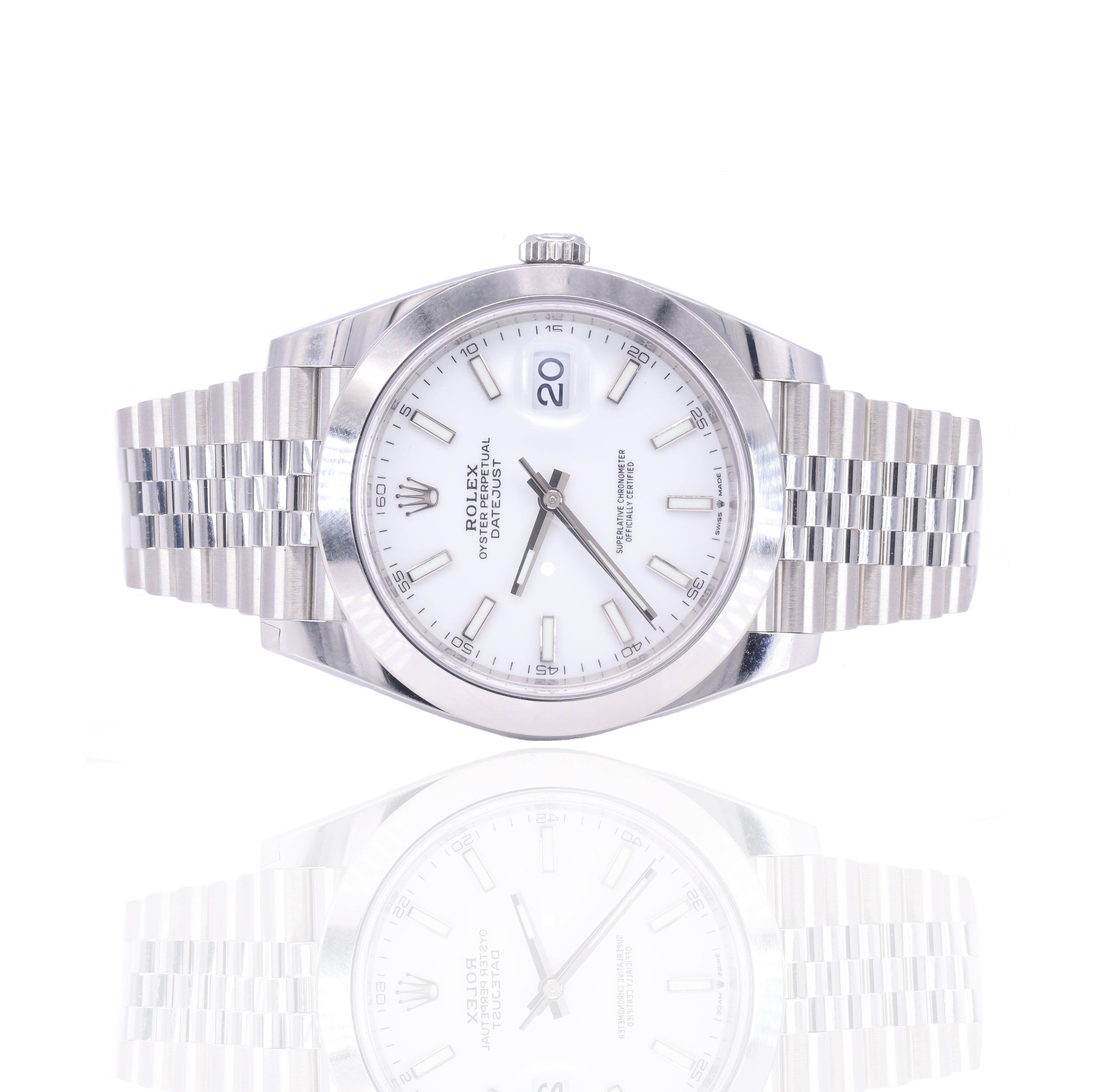 Rolex 126300 DateJust White Dial 41mm Smooth Bezel