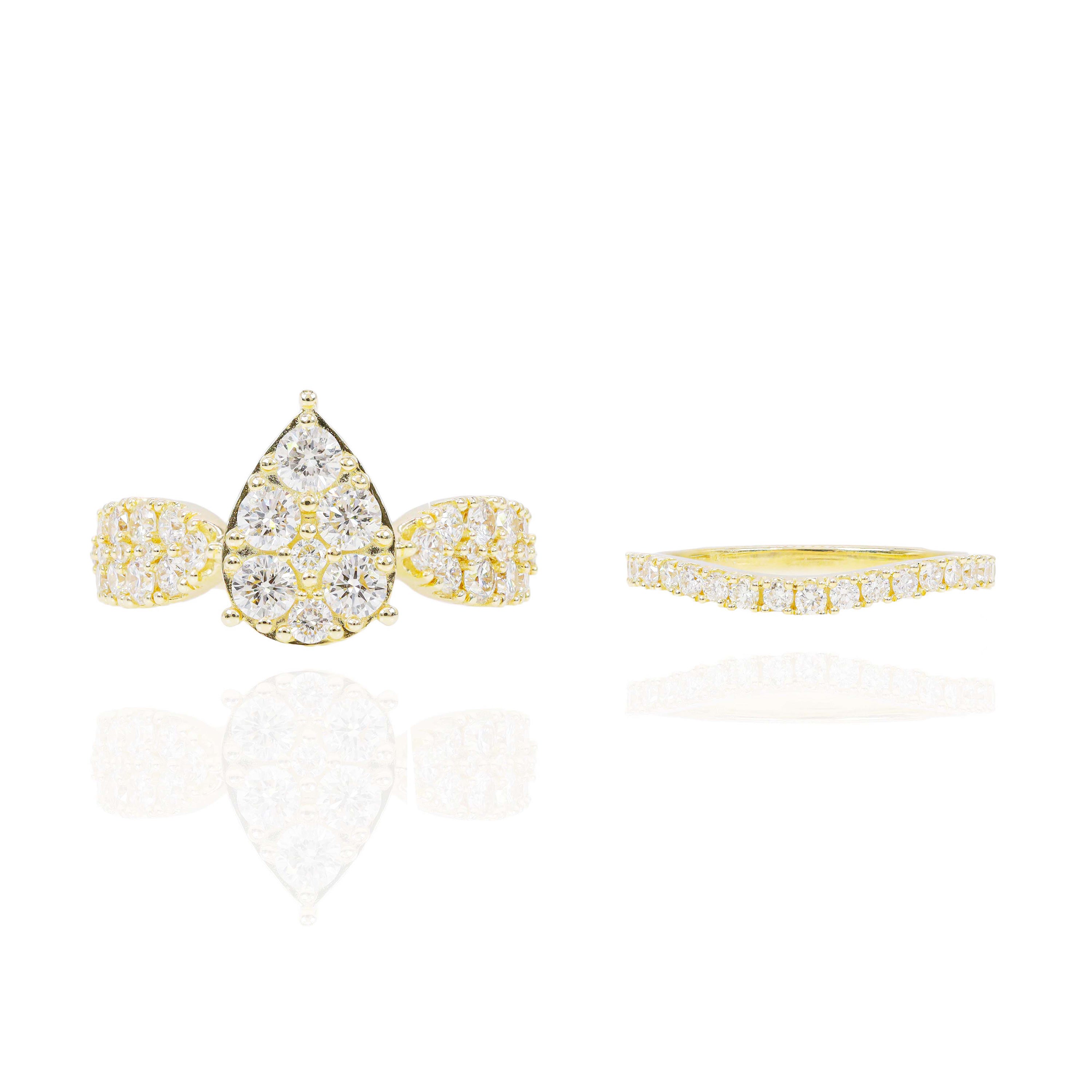 Pear Shape Diamond Cluster Engagement Ring & Band