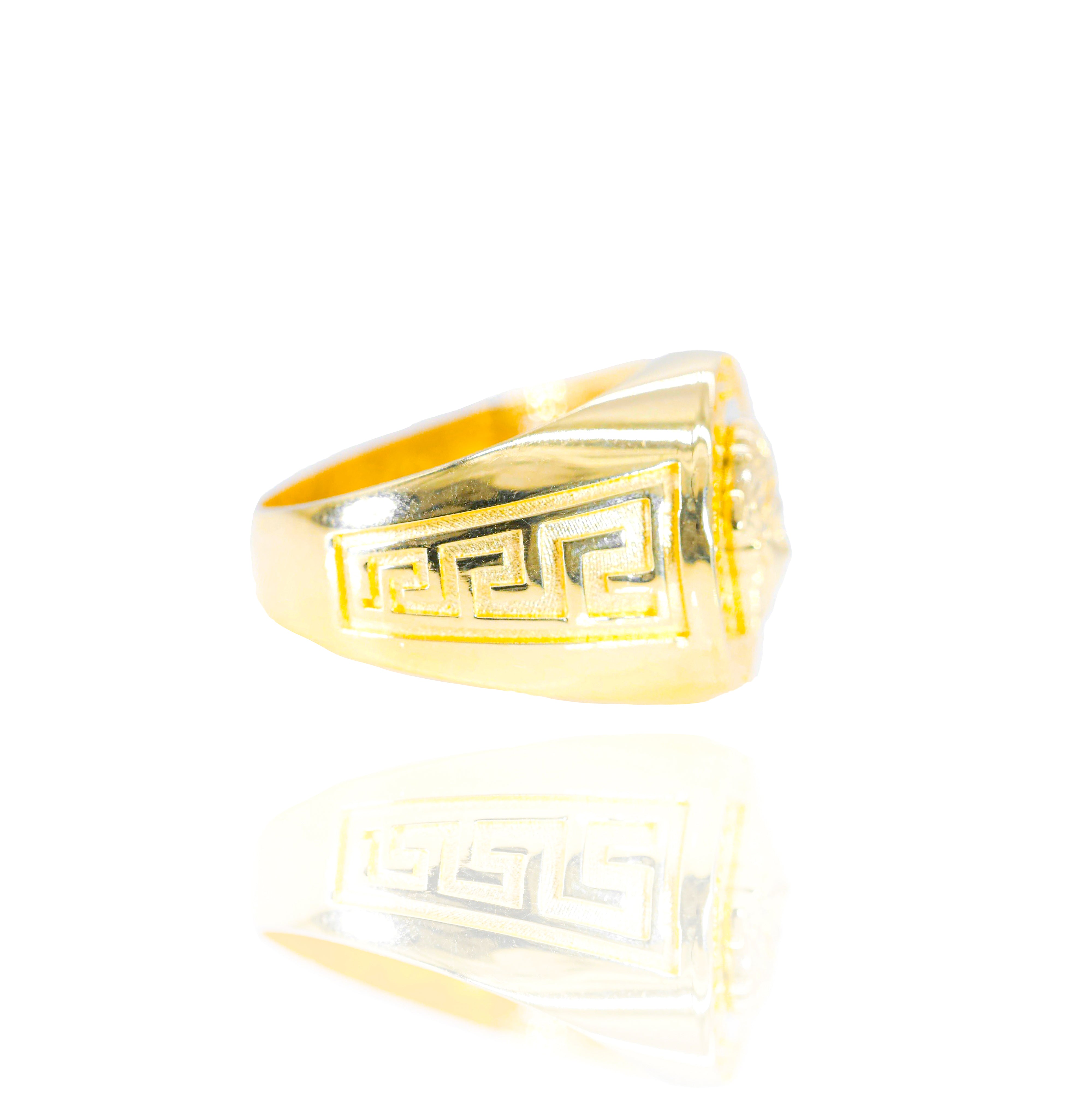3D Medusa w/ Design Border Gold Ring
