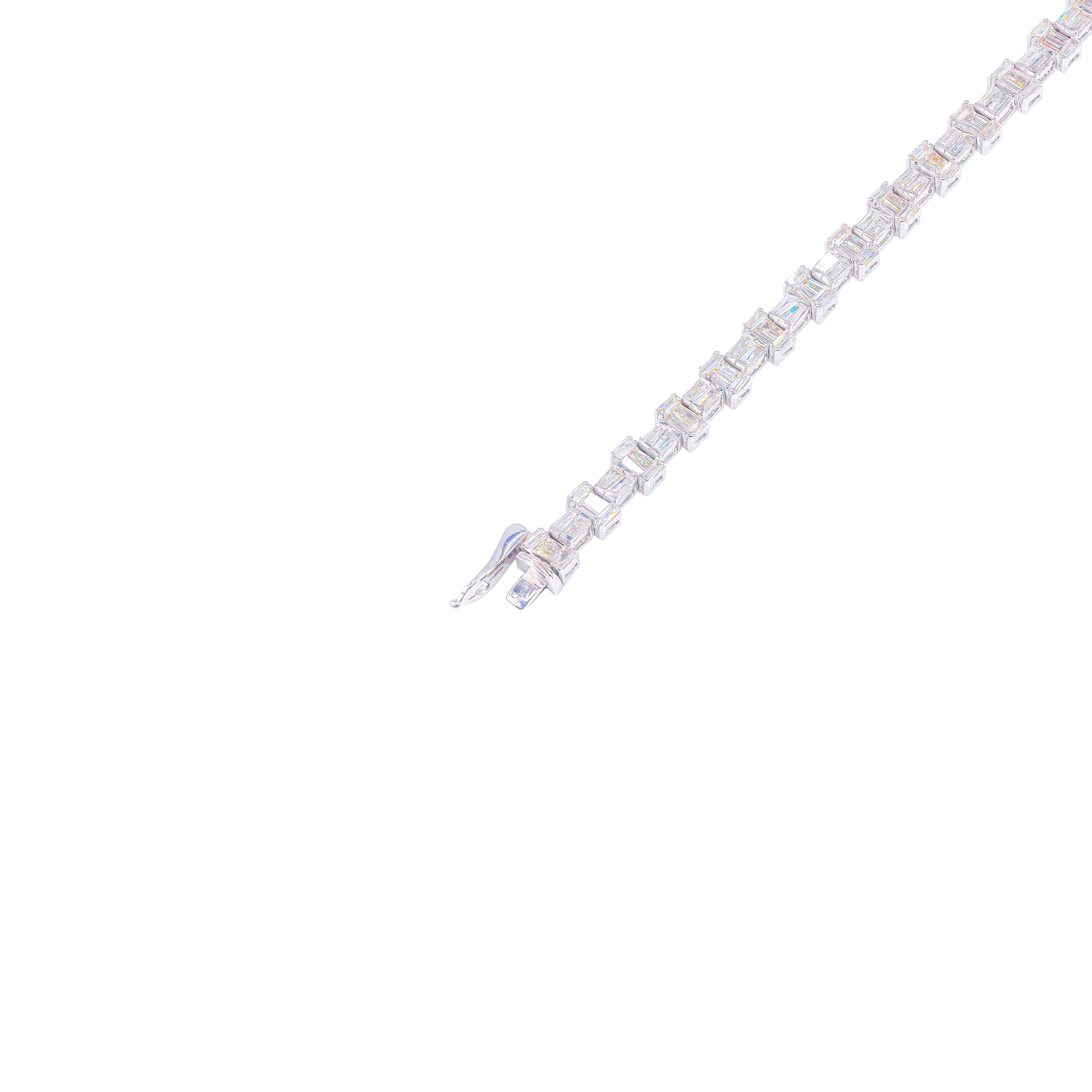 Alternating Pattern Baguette Diamond Bracelet