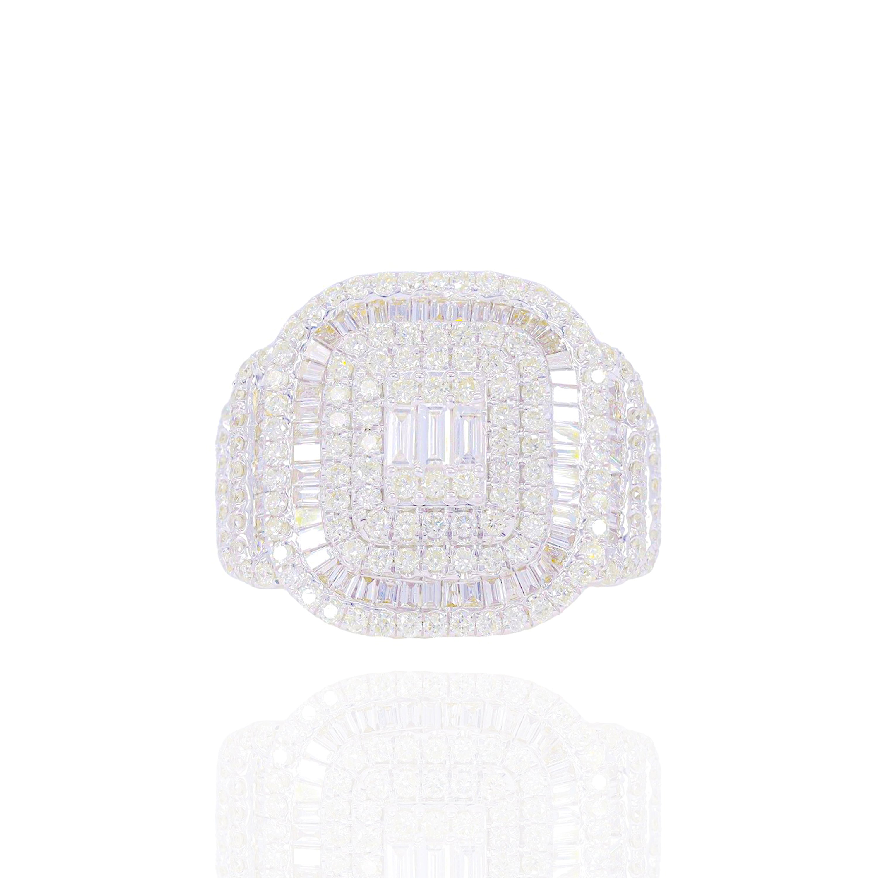 Squared Baguette & Round Diamond Ring
