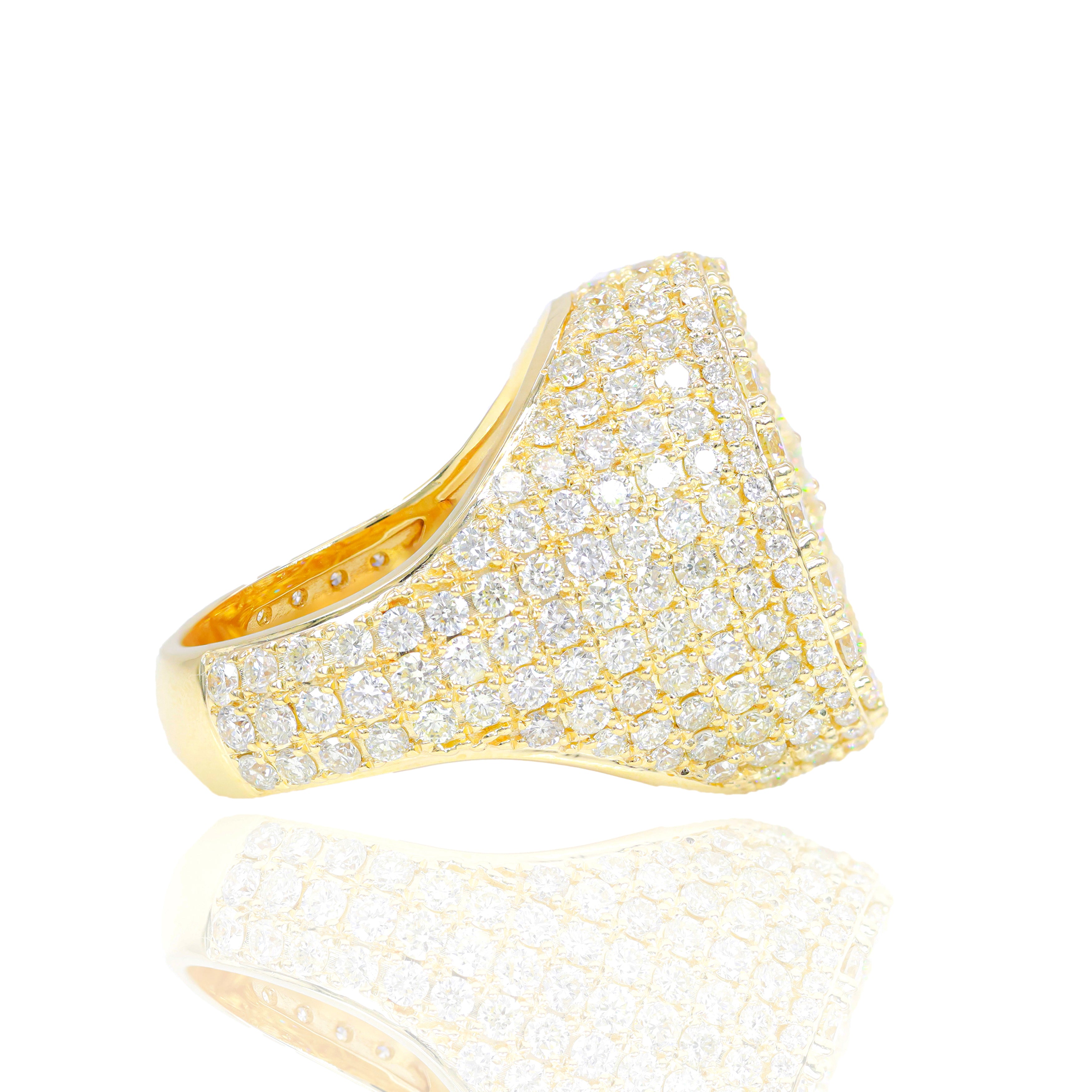 Oval Pauve Diamond Ring