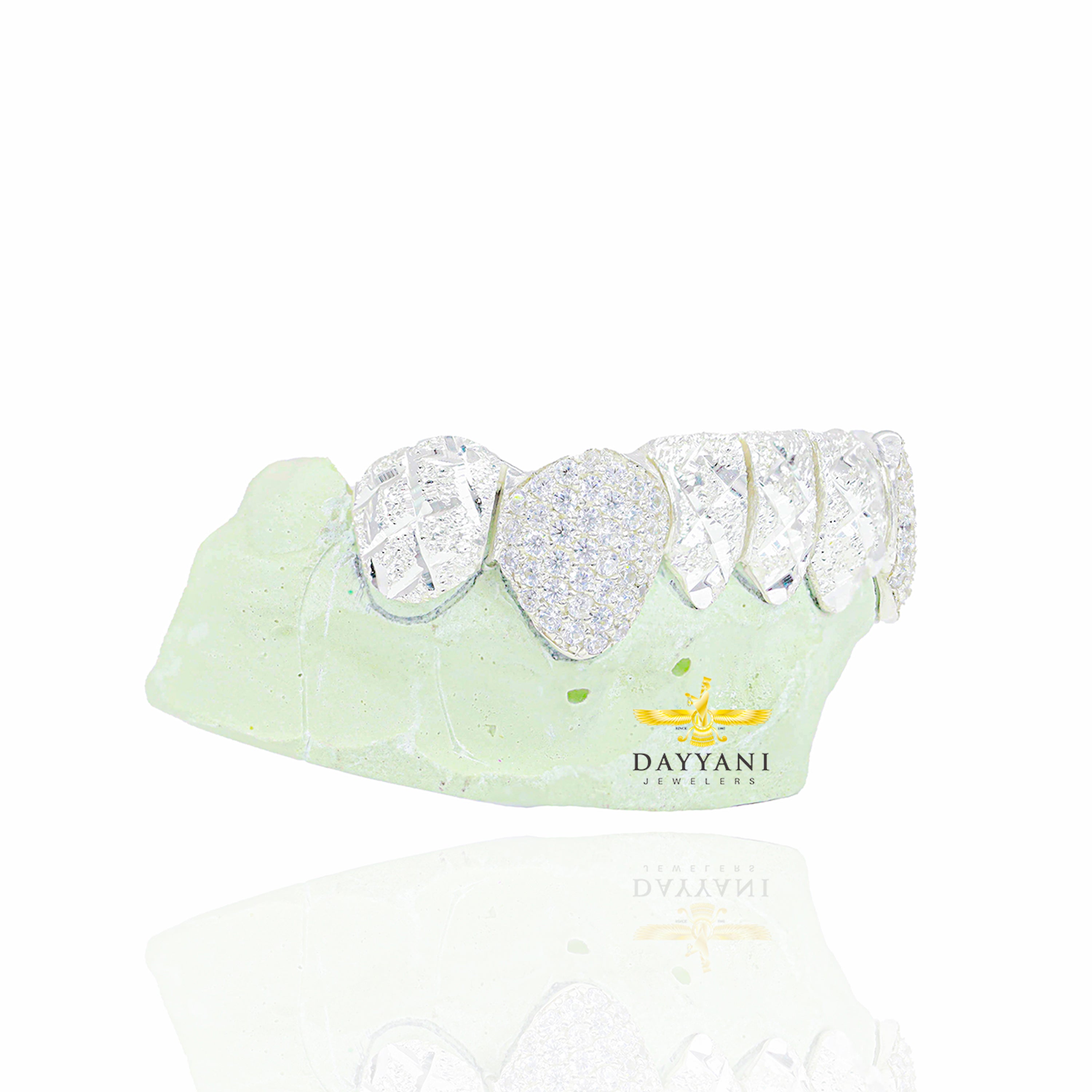 Custom 8 on 8 Teeth Diamond Cut & Diamond Dust with Bussdown on Fangs Gold Grillz