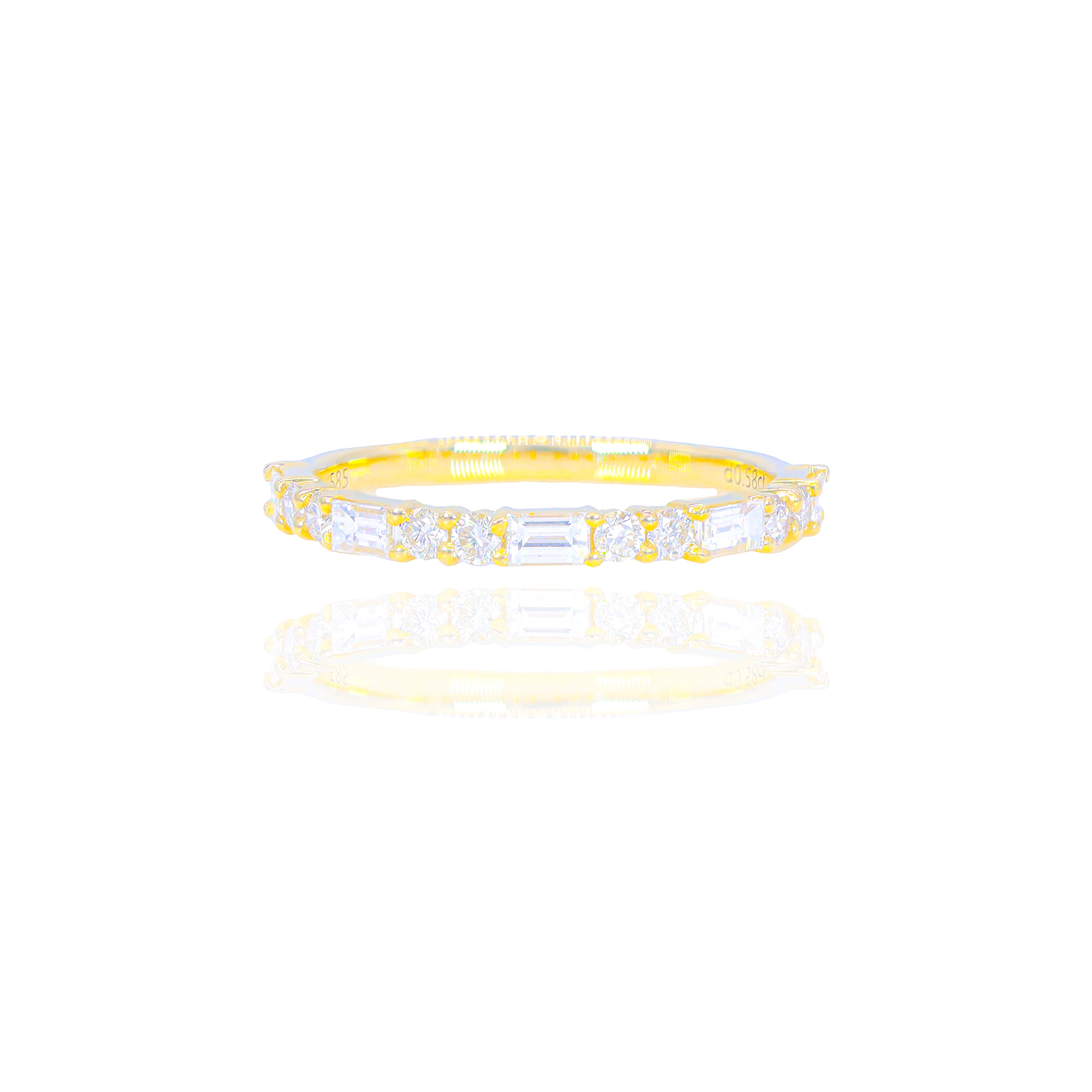 Baguette & Round Diamond Band