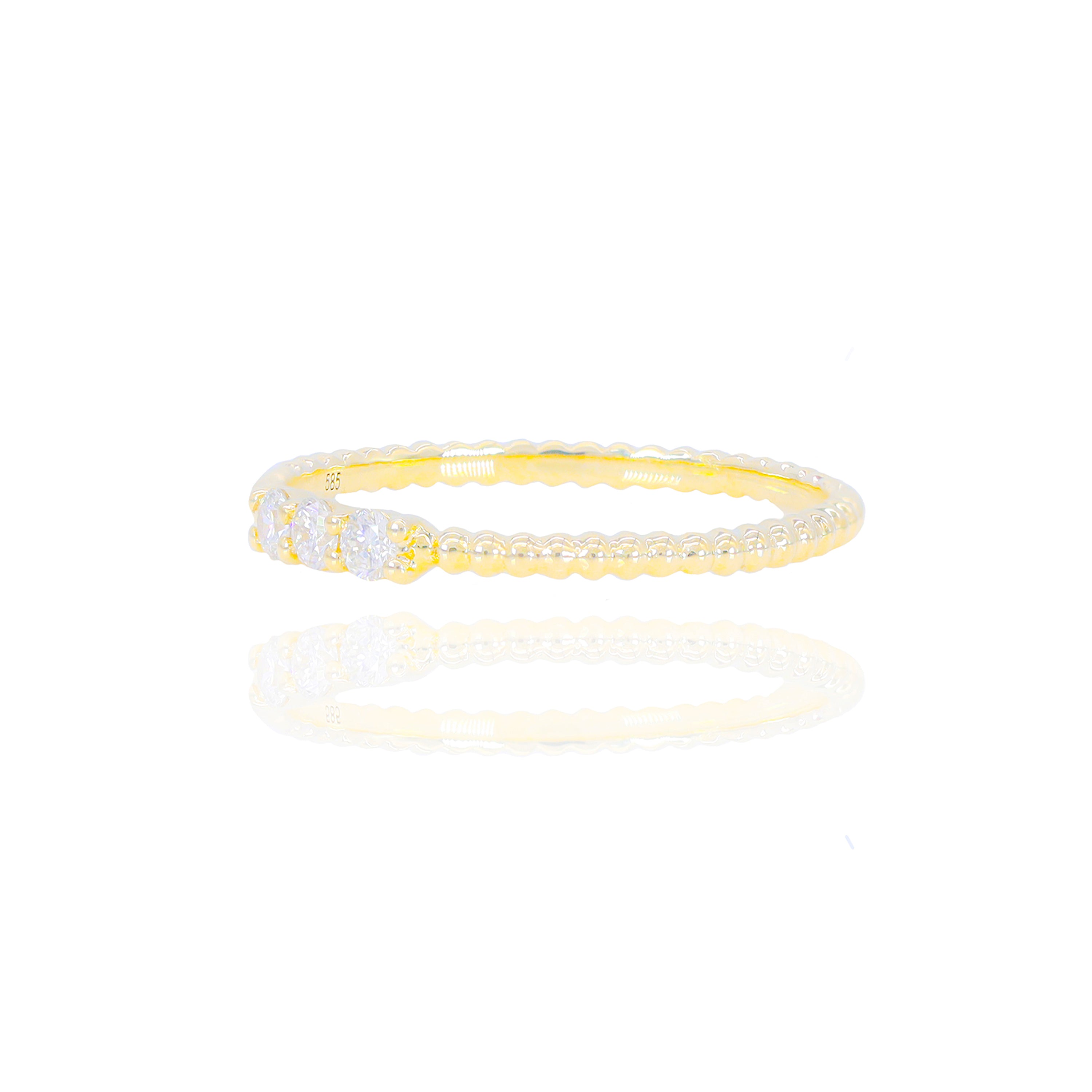 3-Stone Rounded Edge Style Diamond Ring