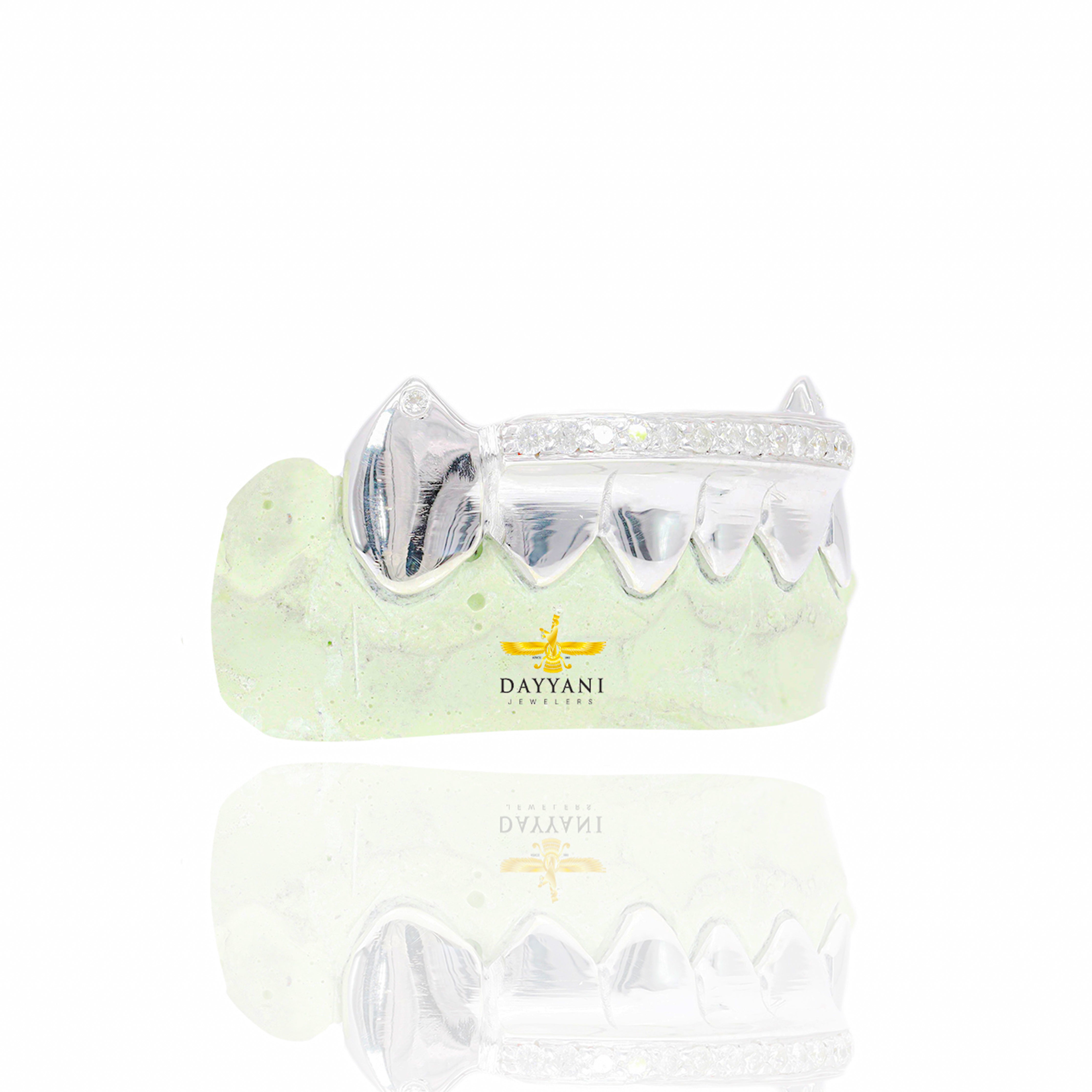 Custom 6 Teeth One Row Diamond Bar with Diamond Tip Extended Fangs Gold Grillz