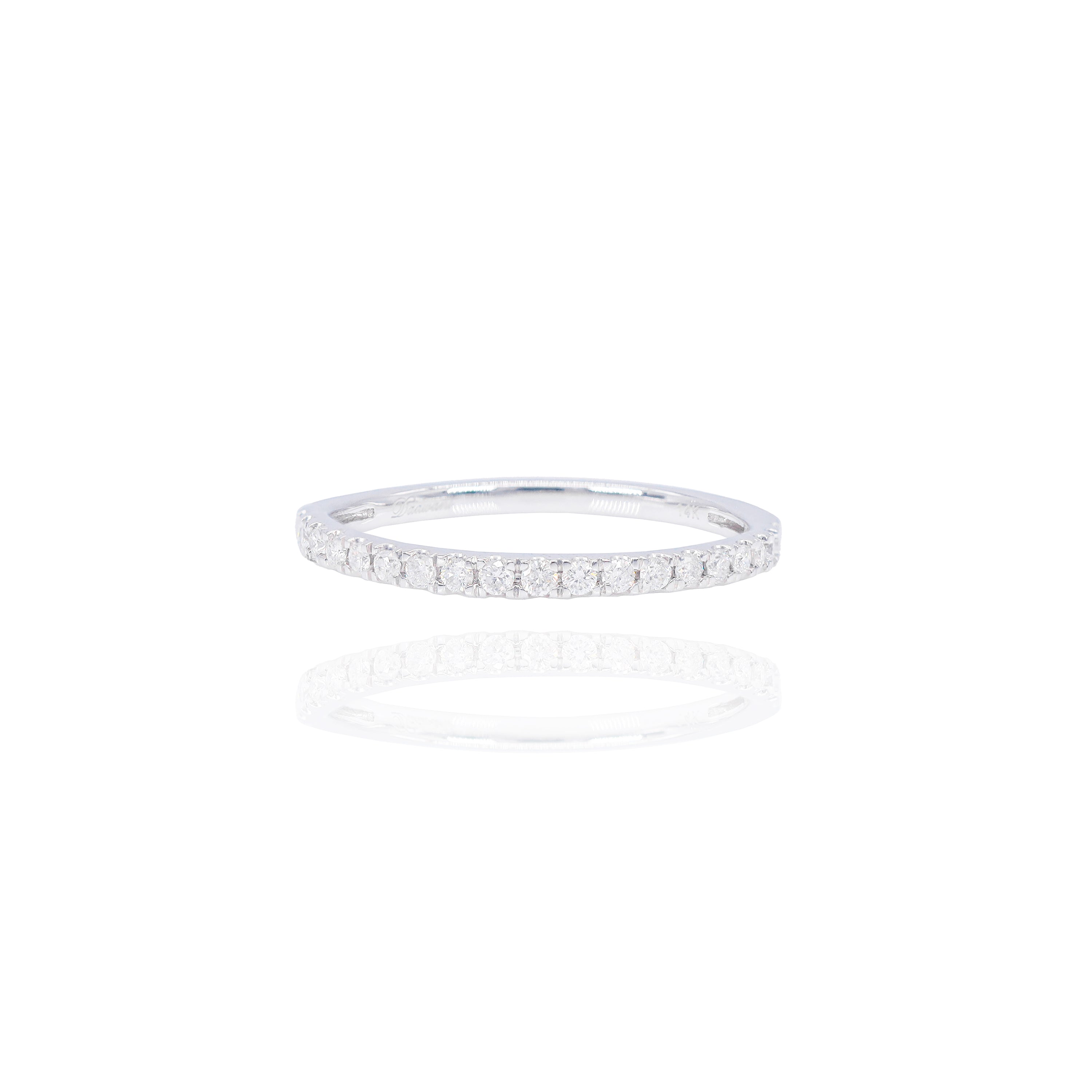1/5 CT Emerald with Halo Diamond Engagement Ring & Band