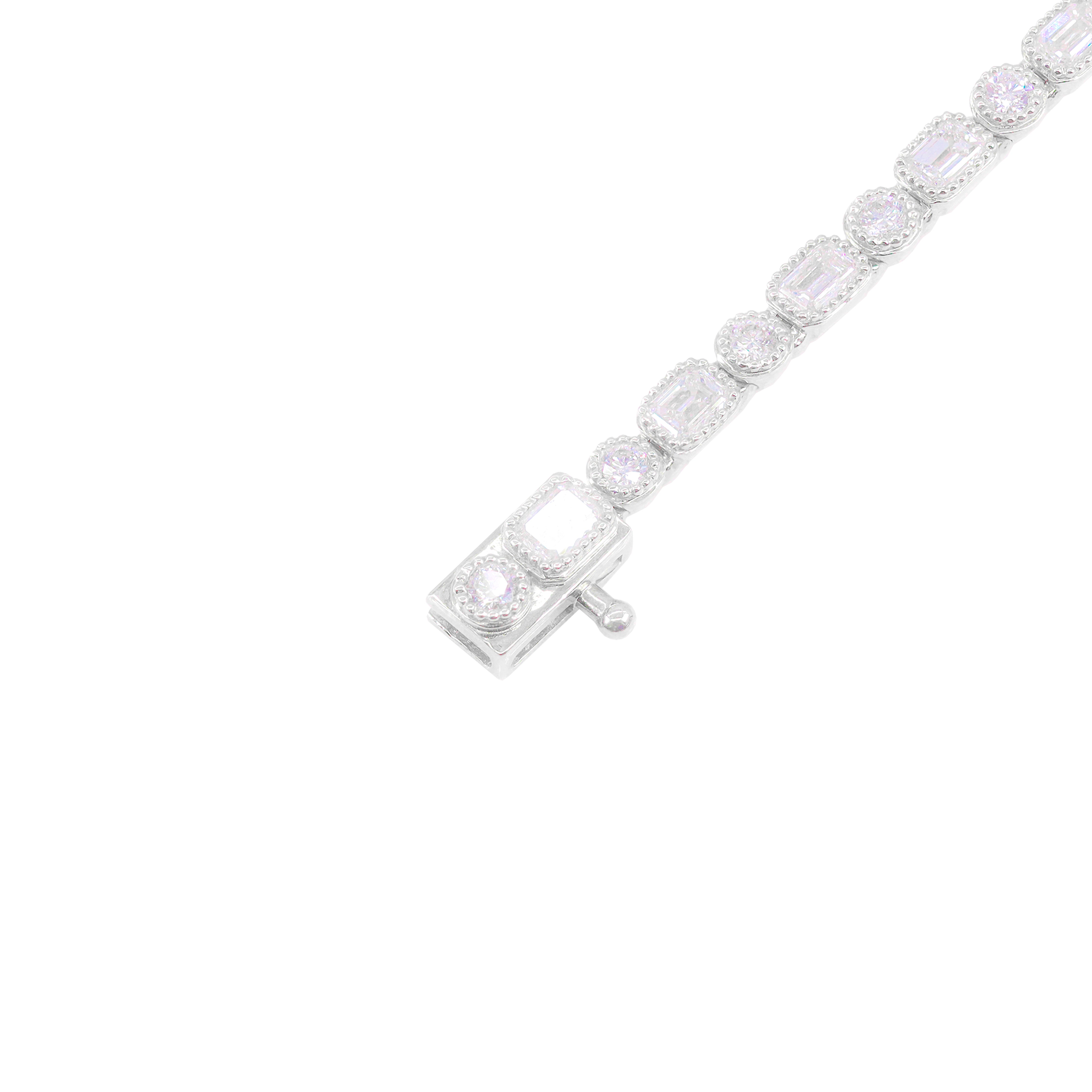 Alternating Round & Emerald Cut Diamond Tennis Bracelet