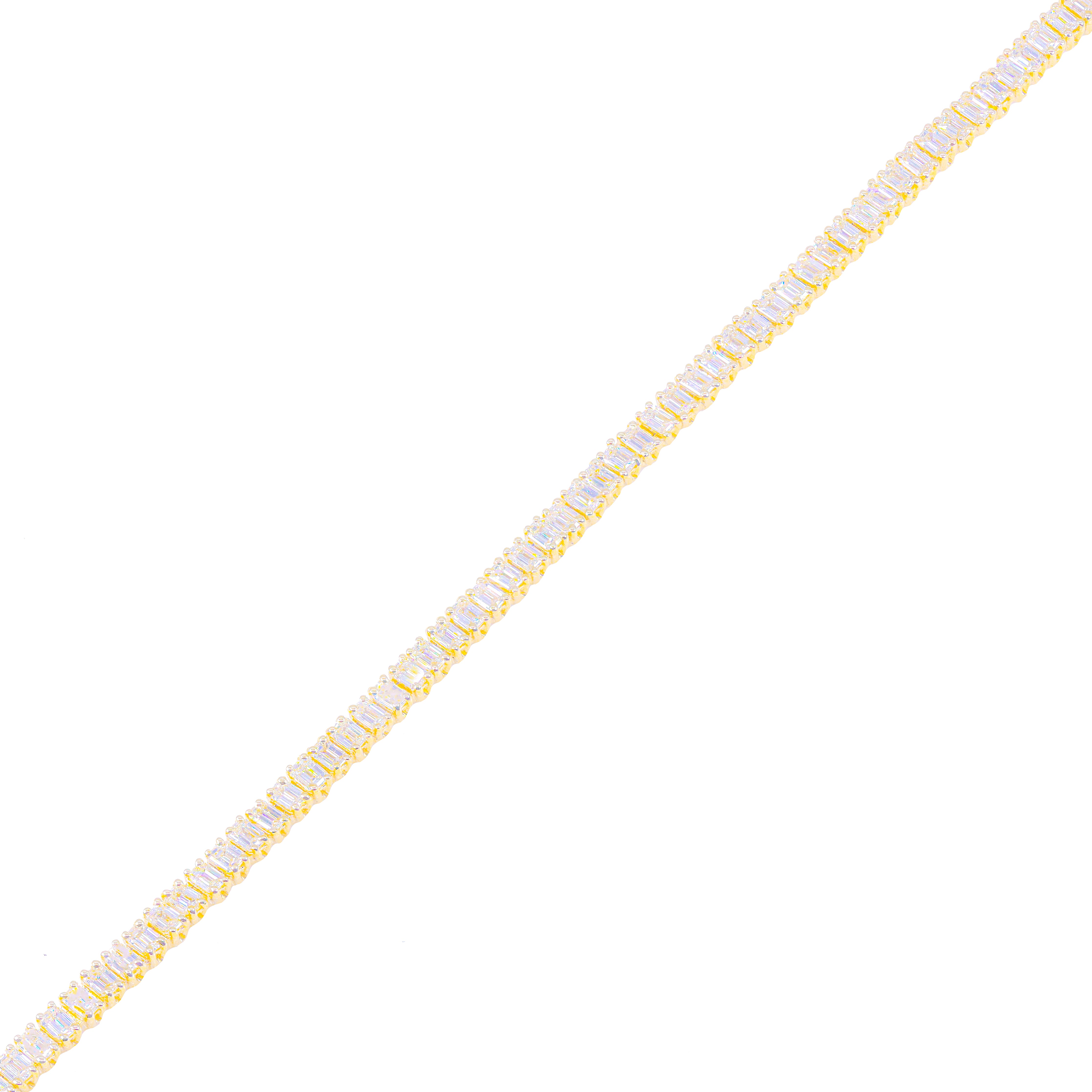 9-Pointer Emerald Cut Diamond Tennis Bracelet