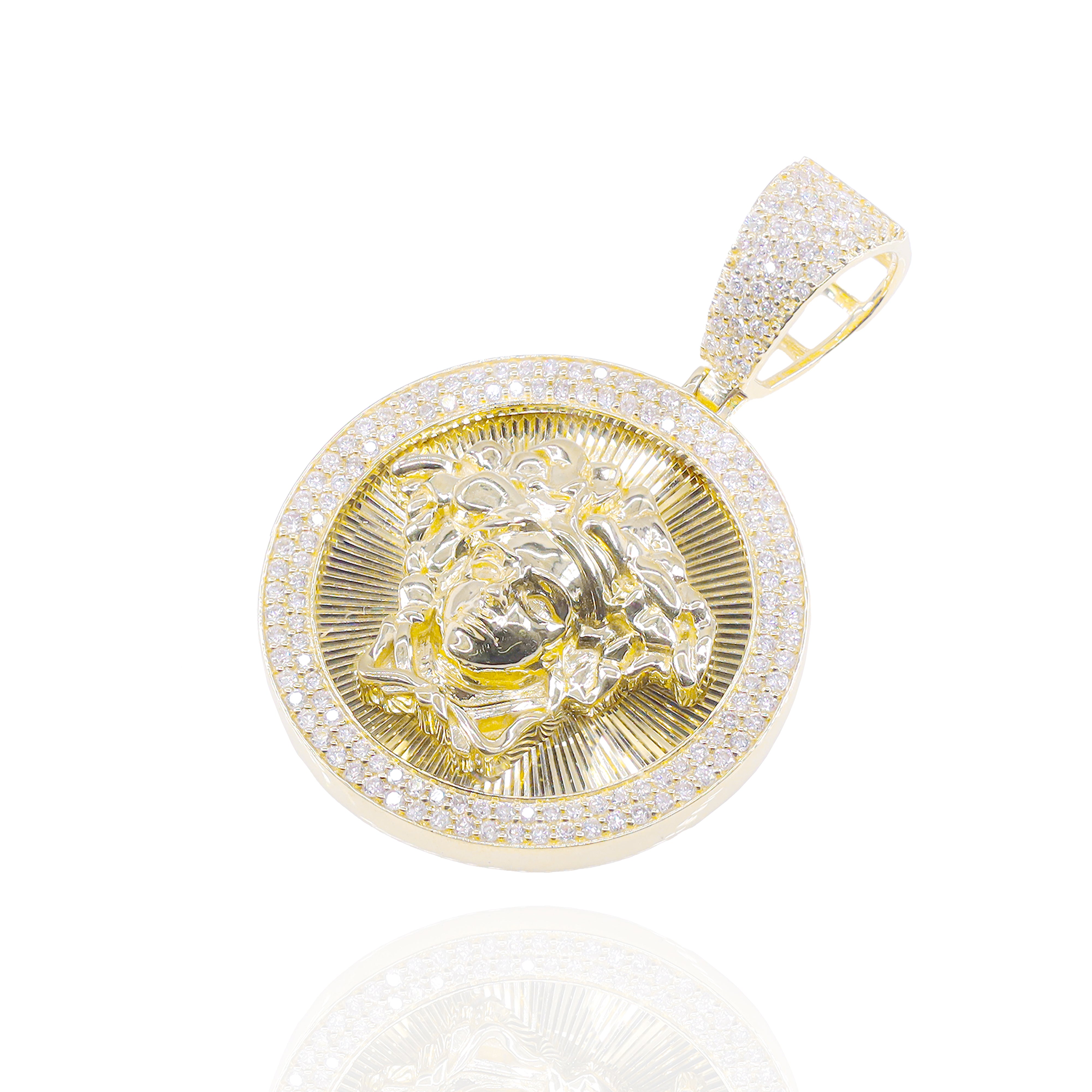 Diamond Fluted Medusa Medallion