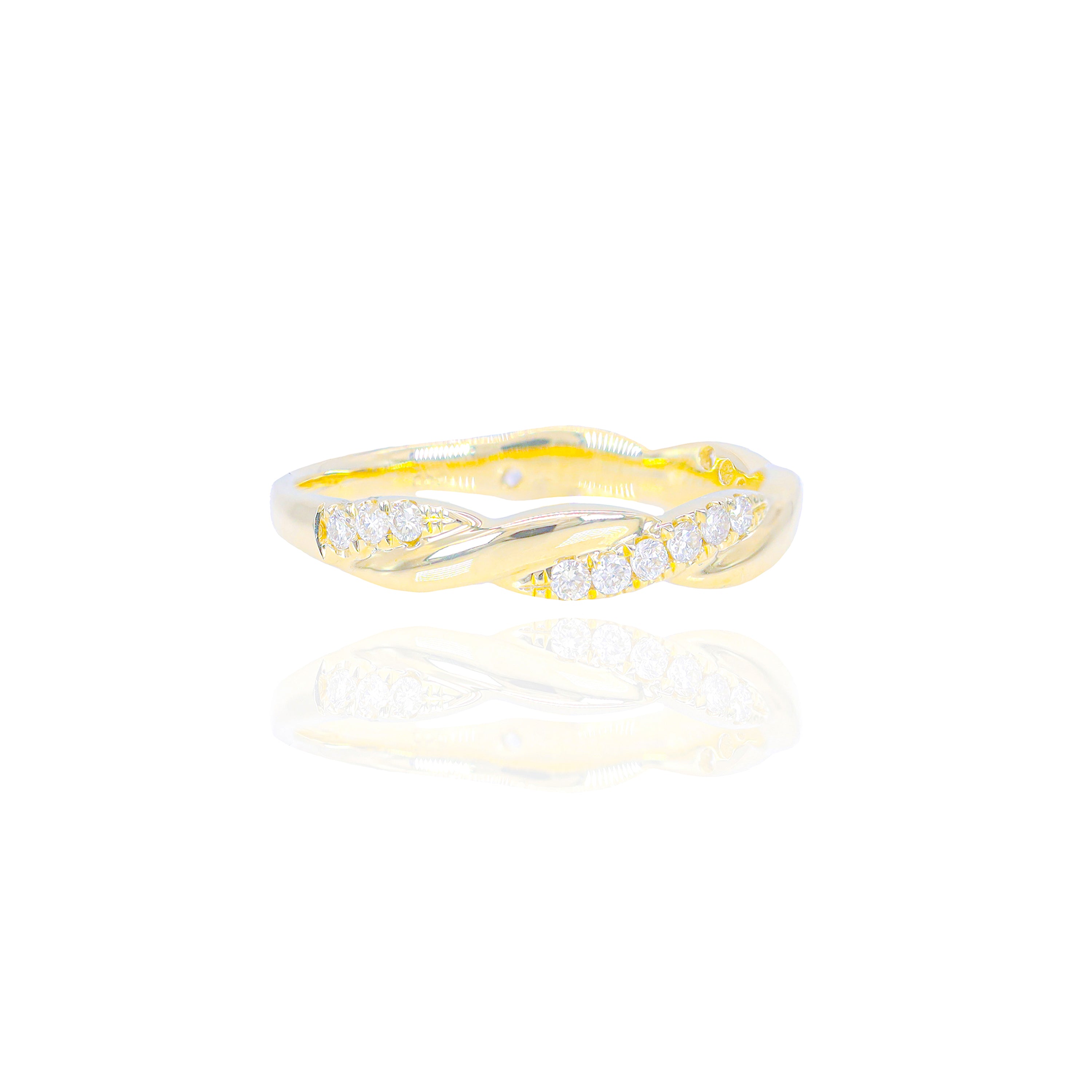 Woven Gold Diamond Ring