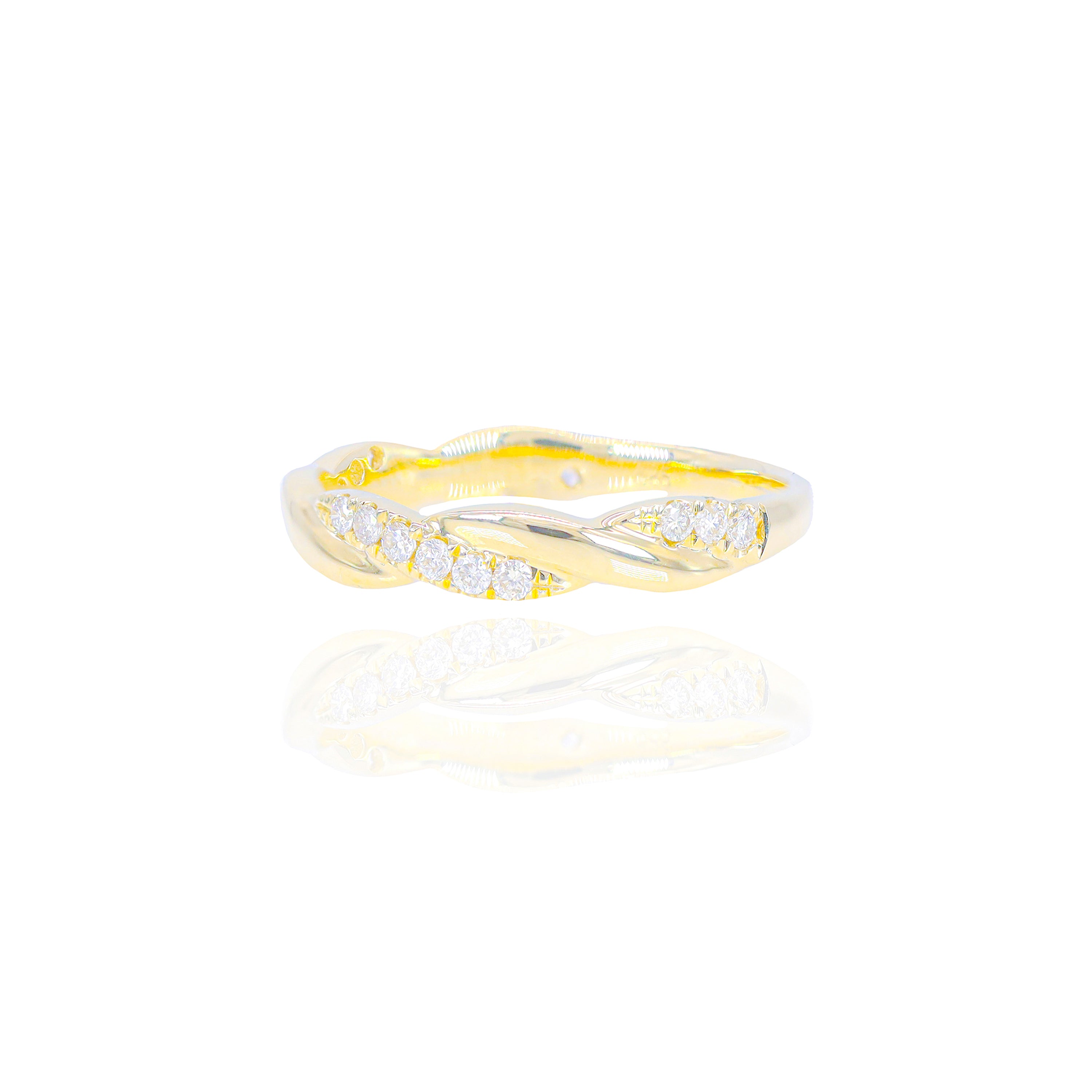 Woven Gold Diamond Ring