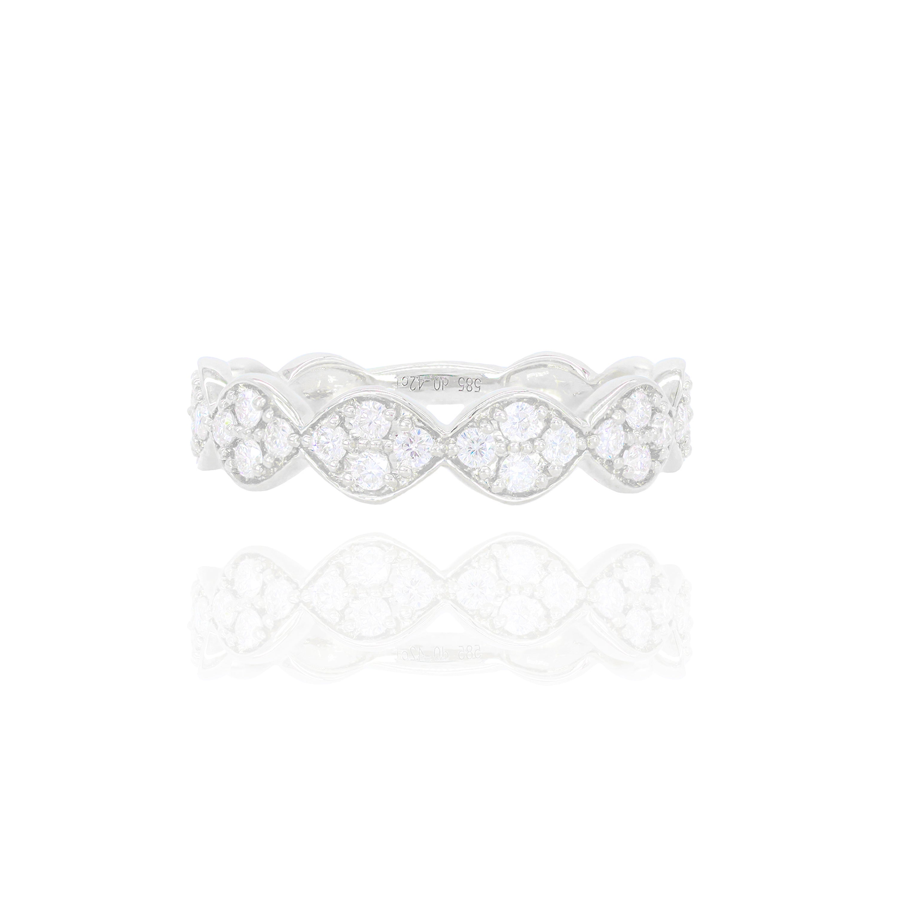 Wavy Diamond Ring