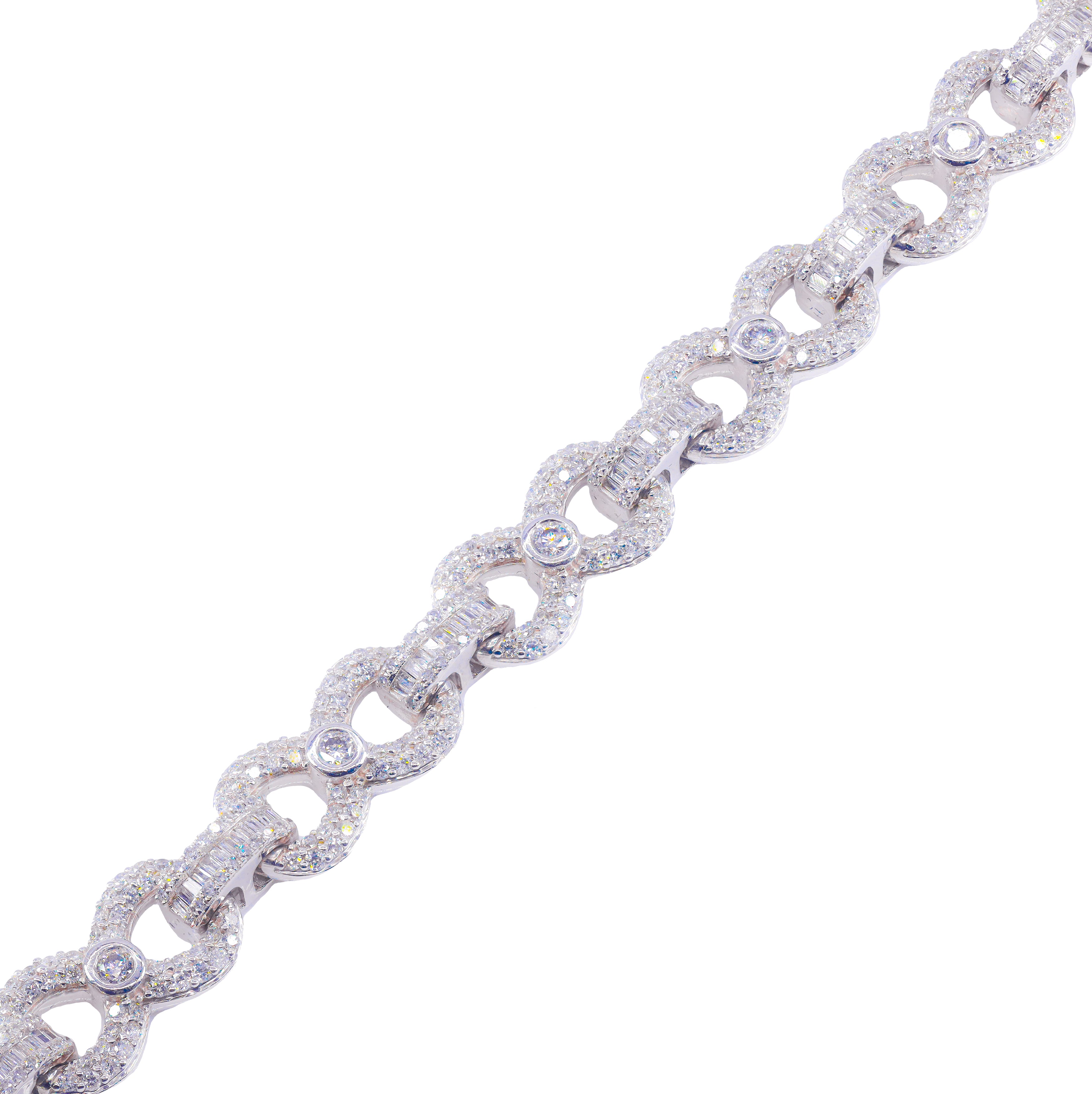 Center Pointer Diamond Infinity Link Chain