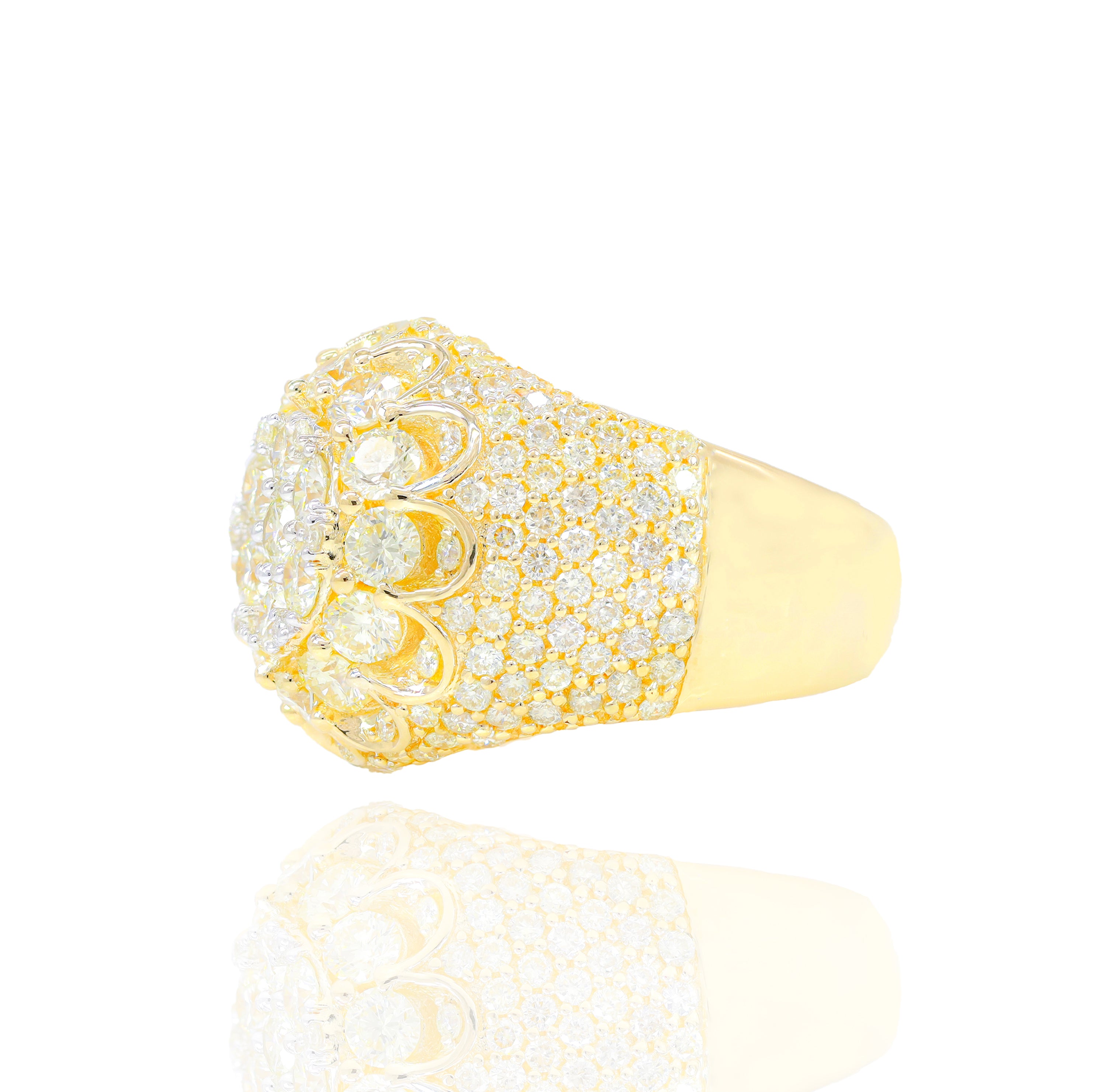 Pom Cluster Diamond Ring