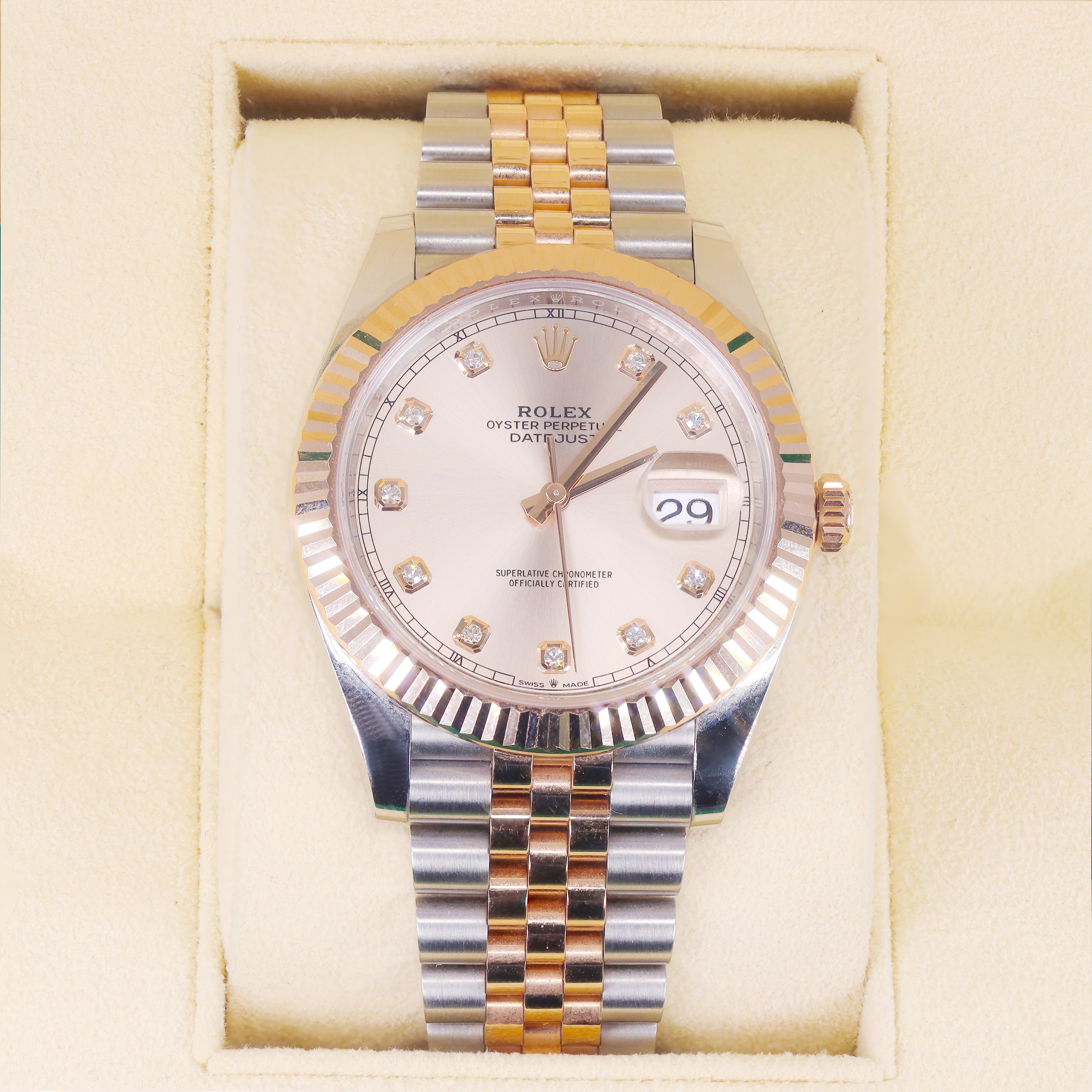 Rolex Datejust 41mm 126331 Jubilee Two-Tone 18K Gold Fluted Bezel & SunDust Diamond Dial