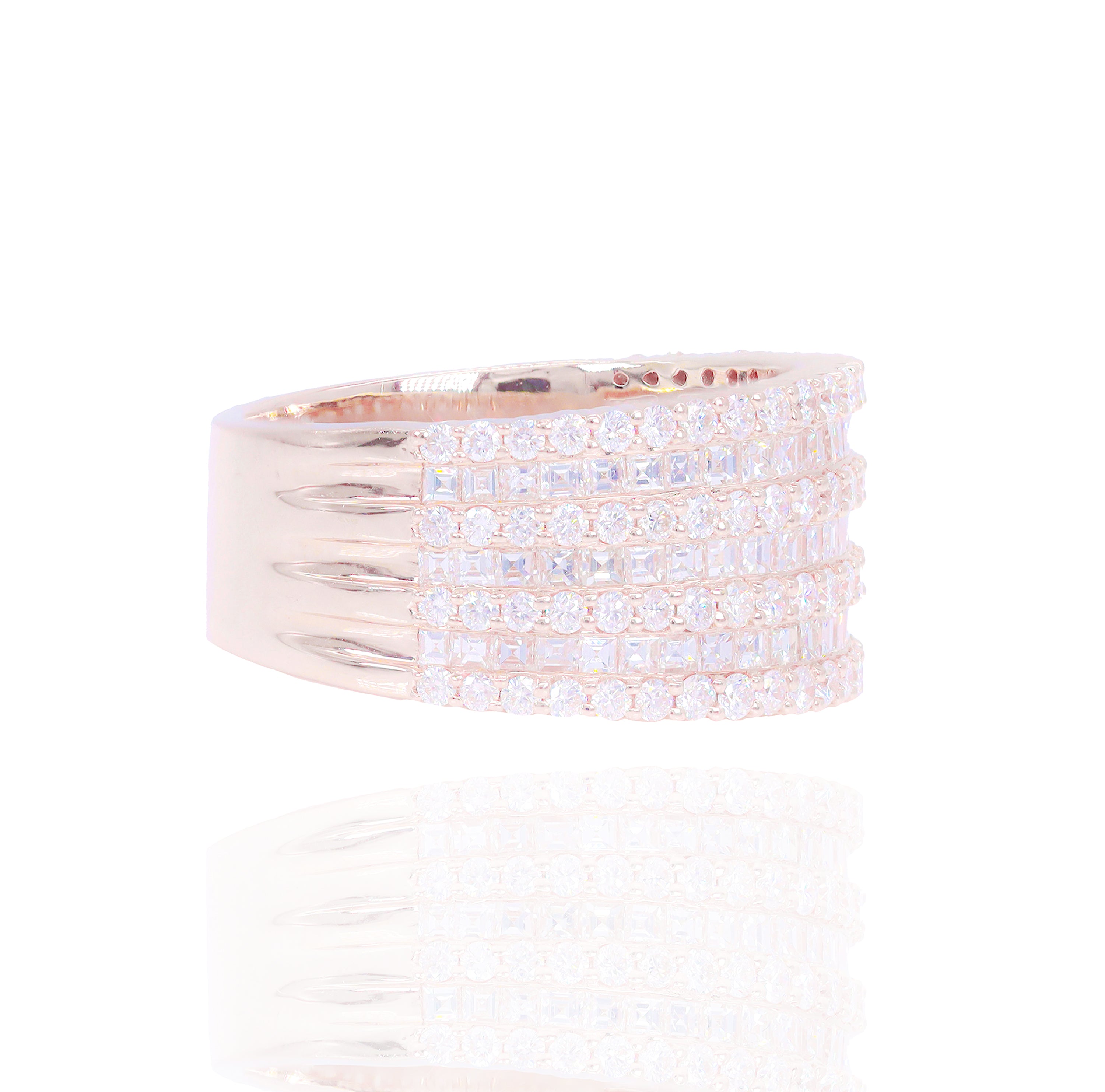 Carré Cut and Round Diamond Ring