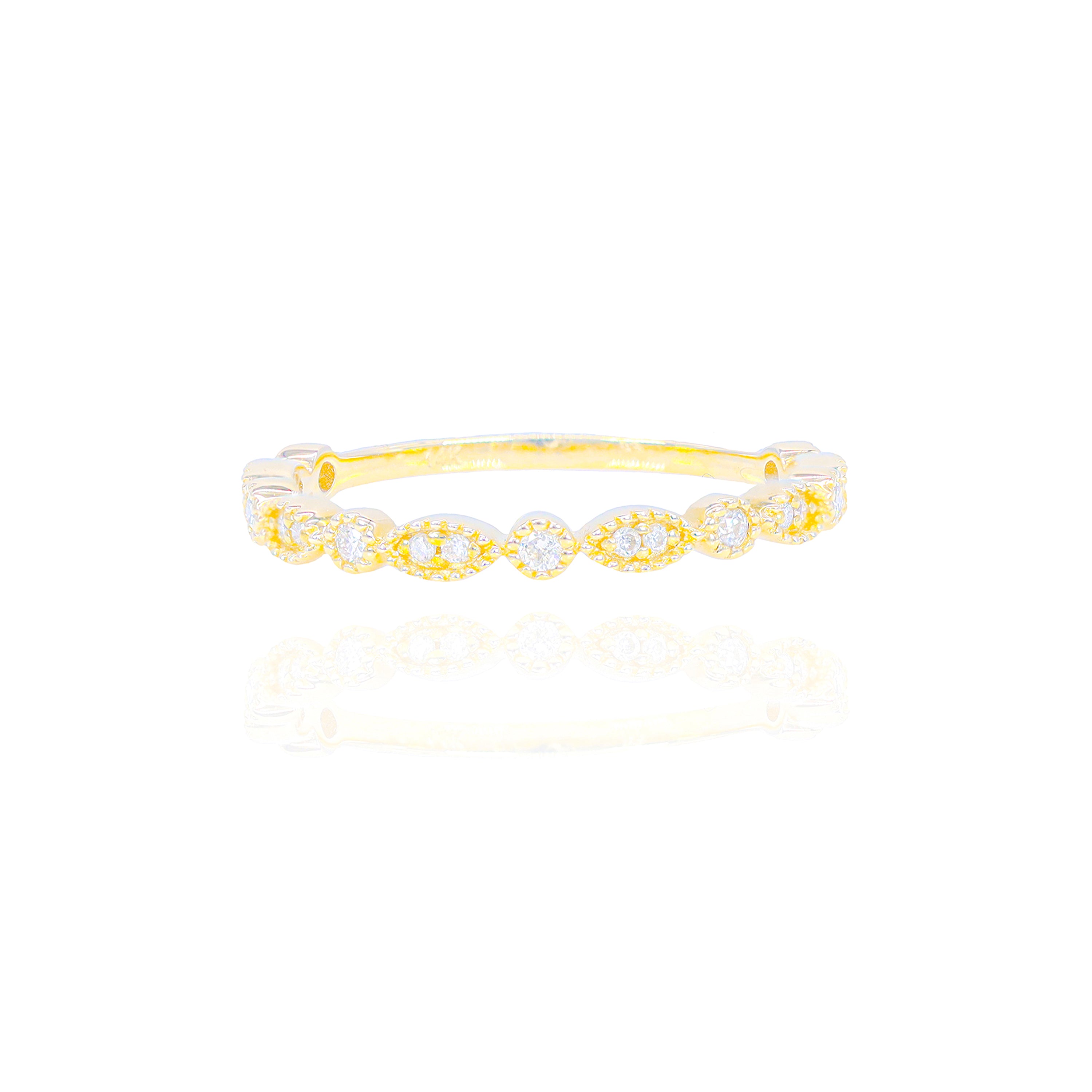 Alternating Pear & Round Shape Diamond Ring