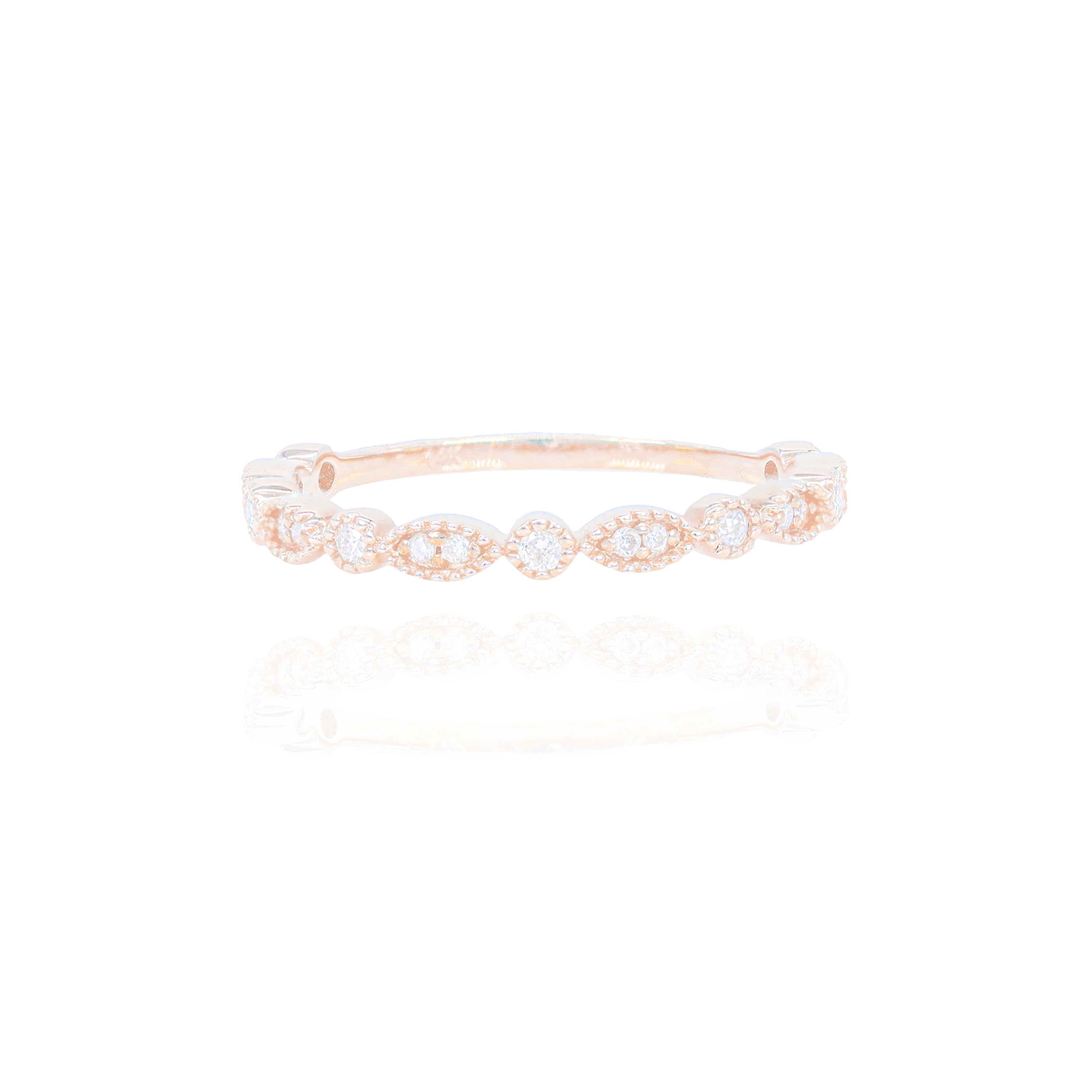 Alternating Pear & Round Shape Diamond Ring