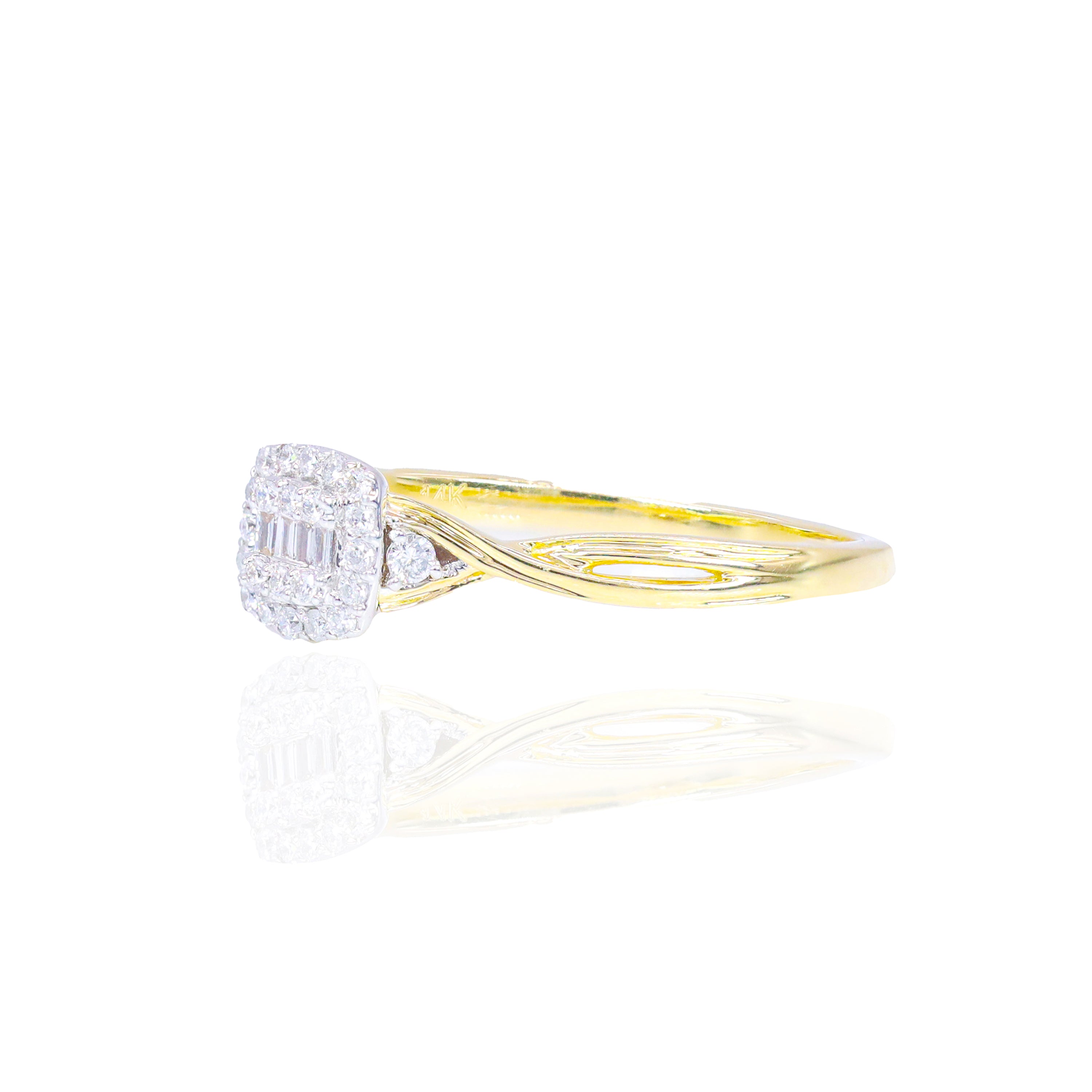 Dainty Princess Shaped Engagement Ring