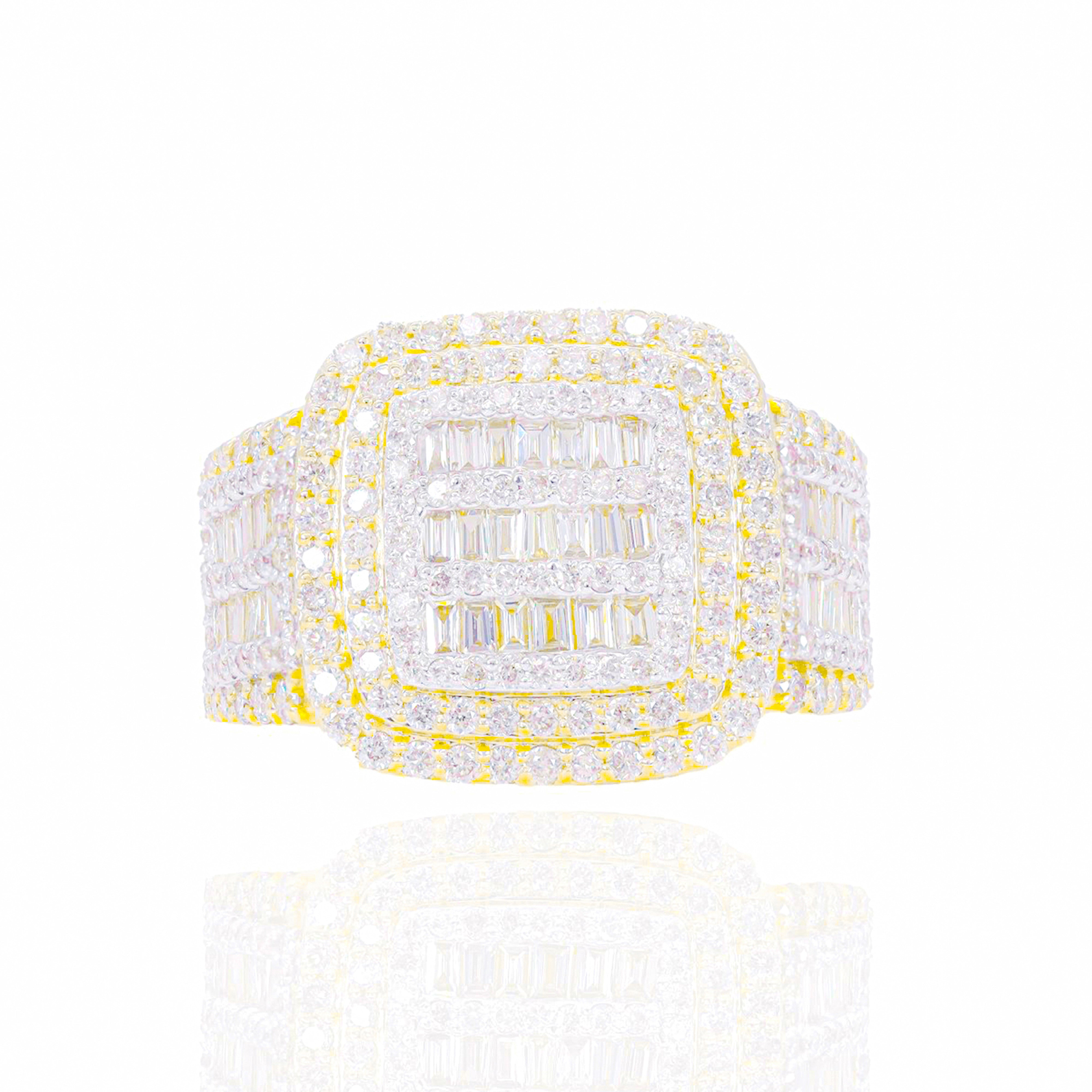 Square Baguette & Round Diamond Ring