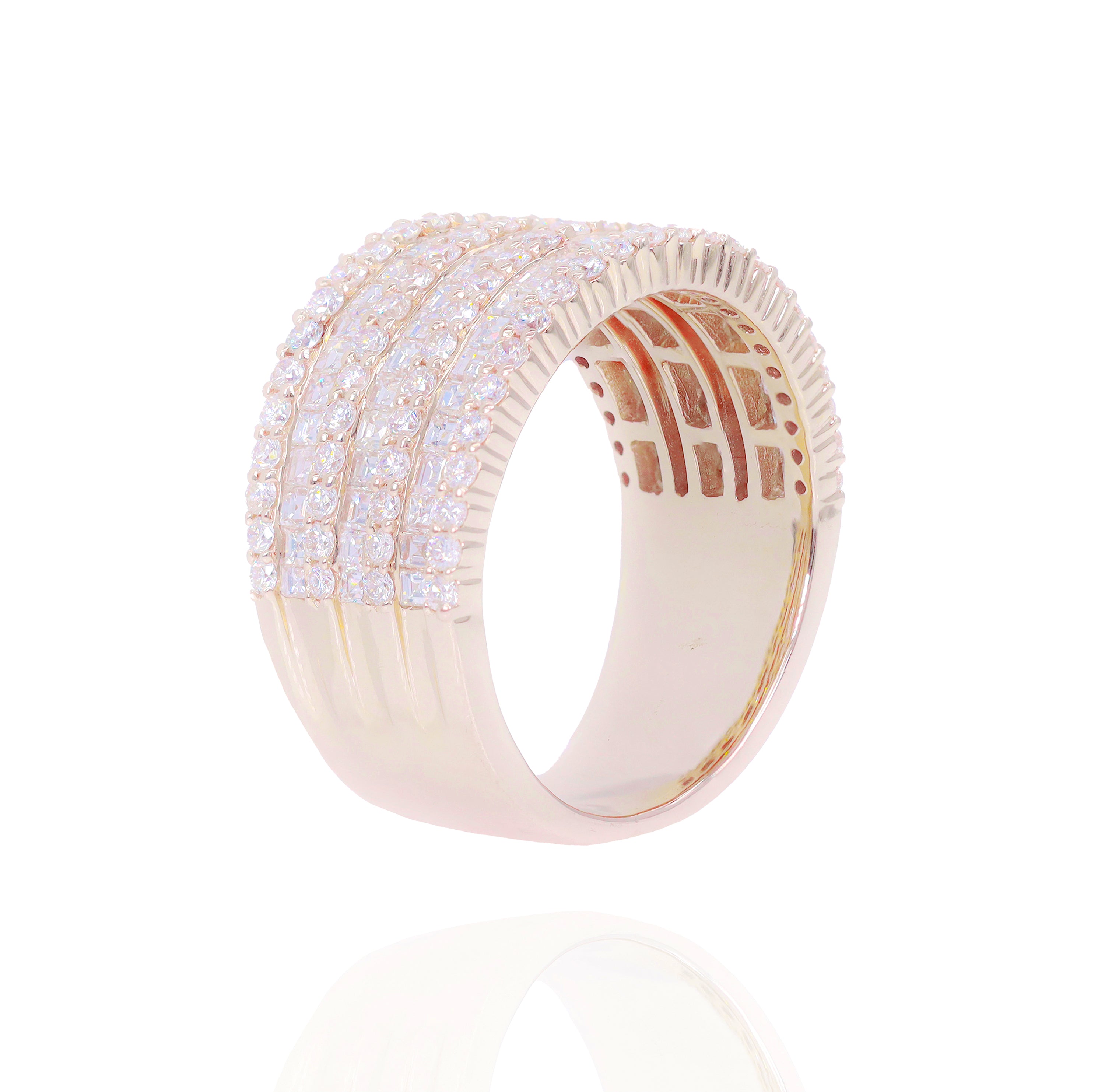 Carré Cut and Round Diamond Ring