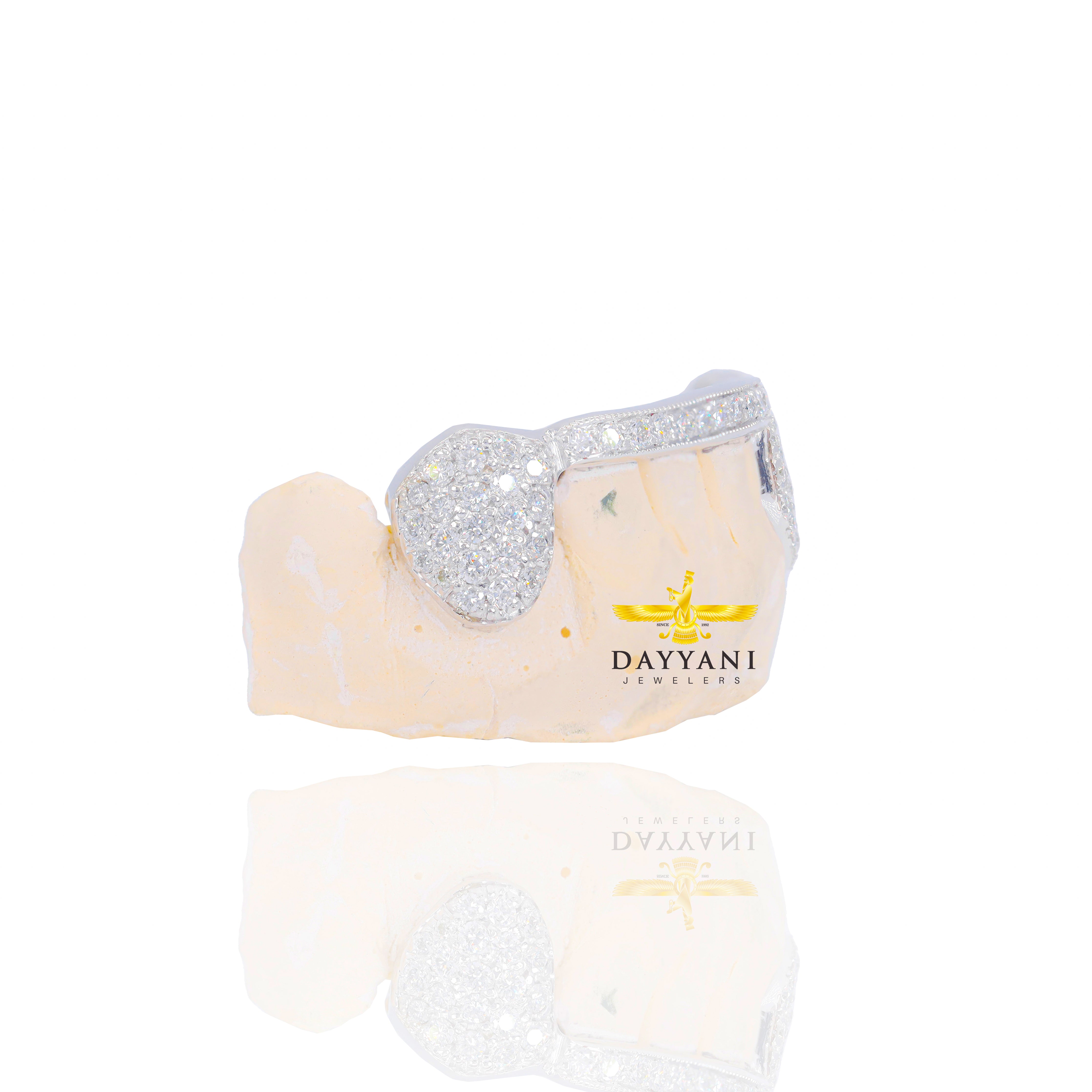 Custom One Row Diamond Bar with Diamond Fangs Gold Grillz