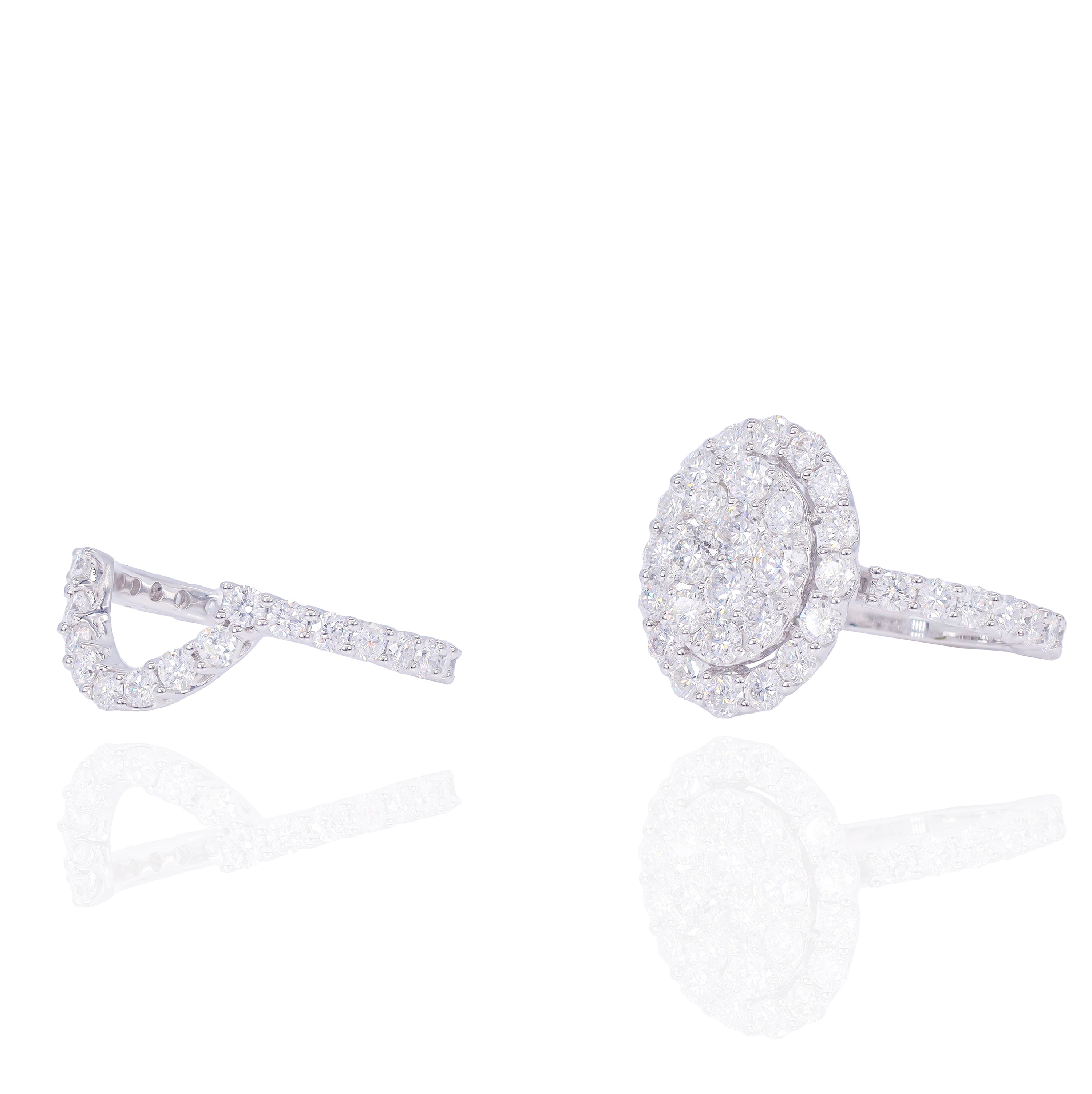 Oval Shaped Diamond Engagement Ring & Band