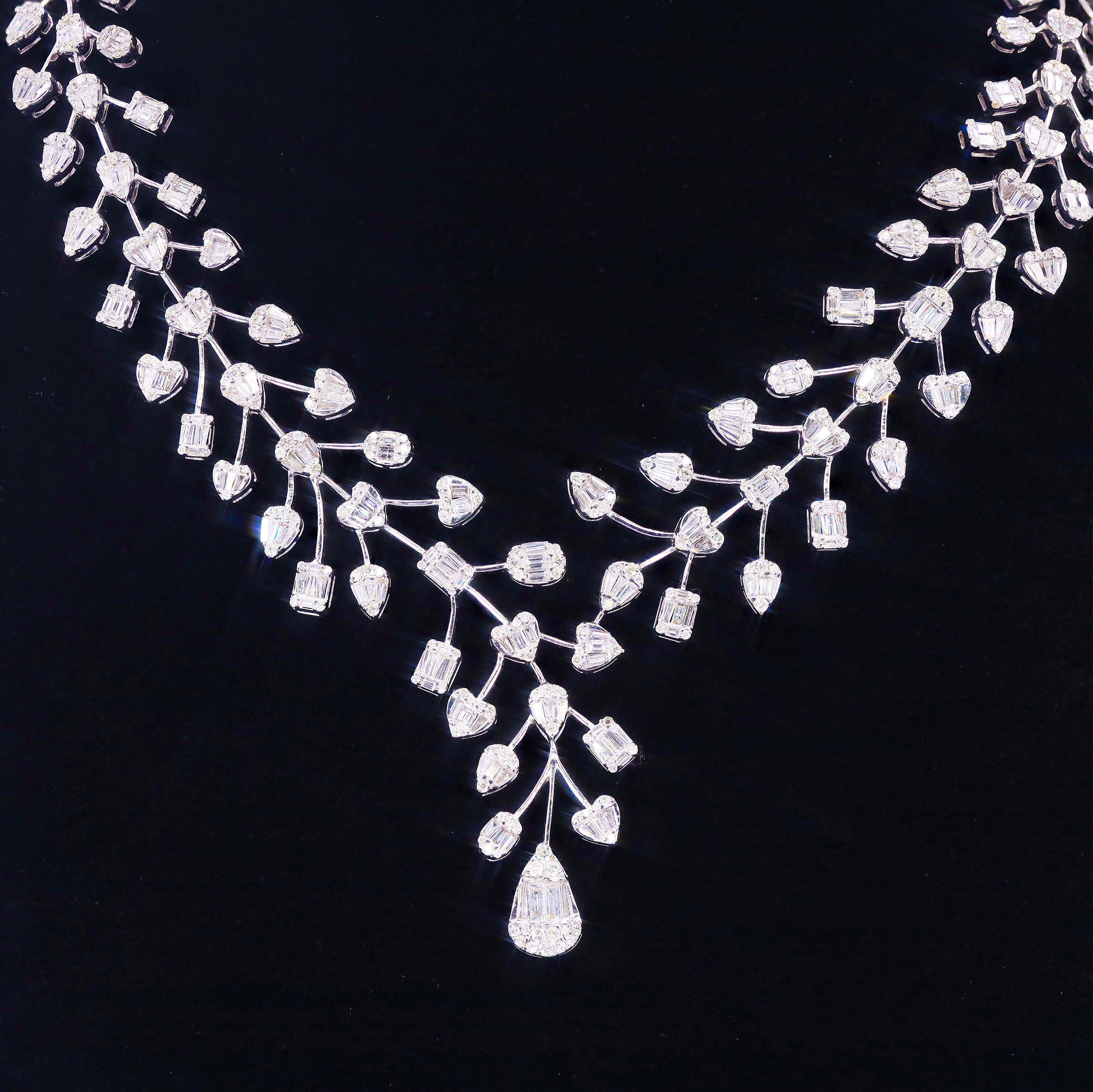 Vintage Style Luxurious Diamond Necklace
