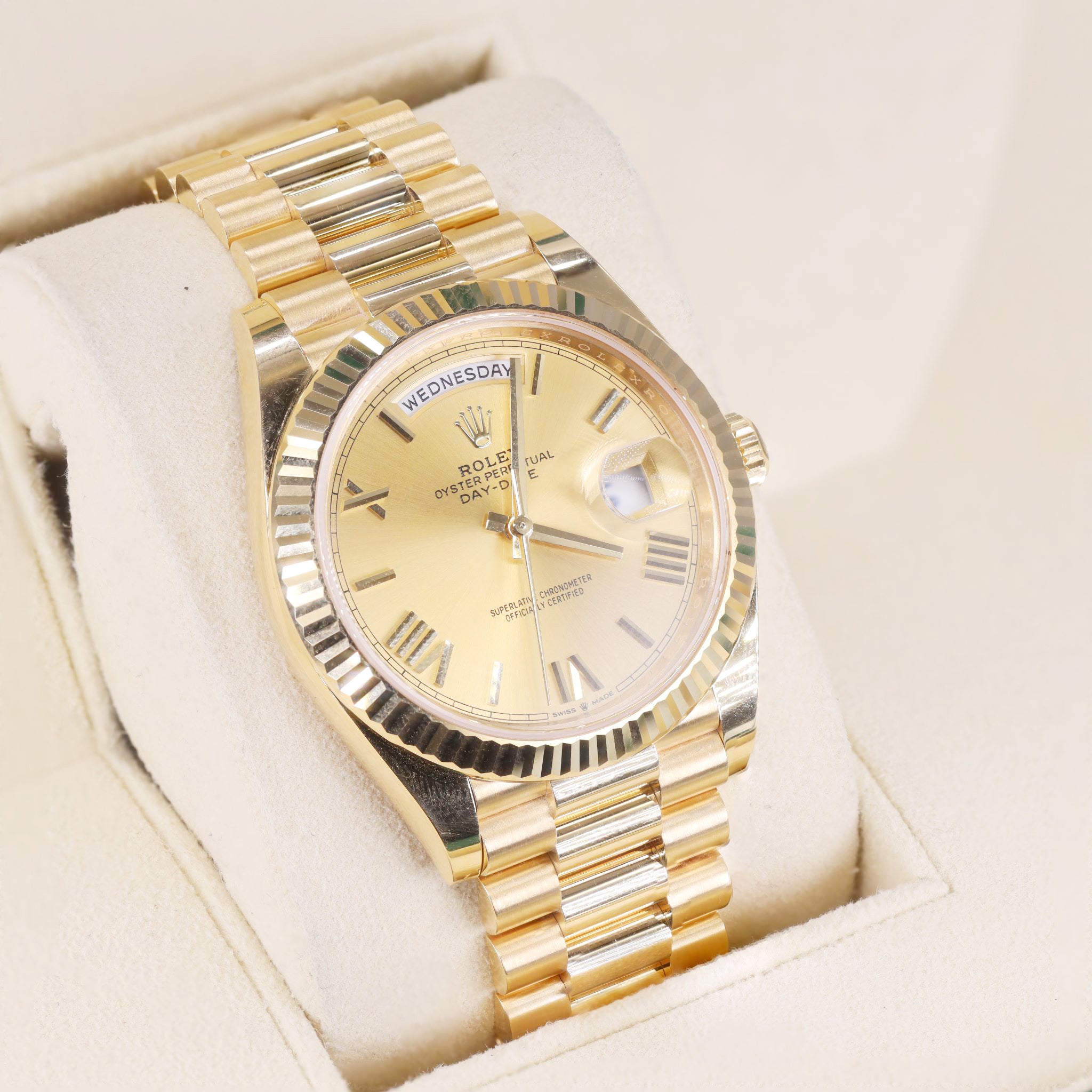 Rolex 228238 Day-Date 40mm Champagne Index Dial