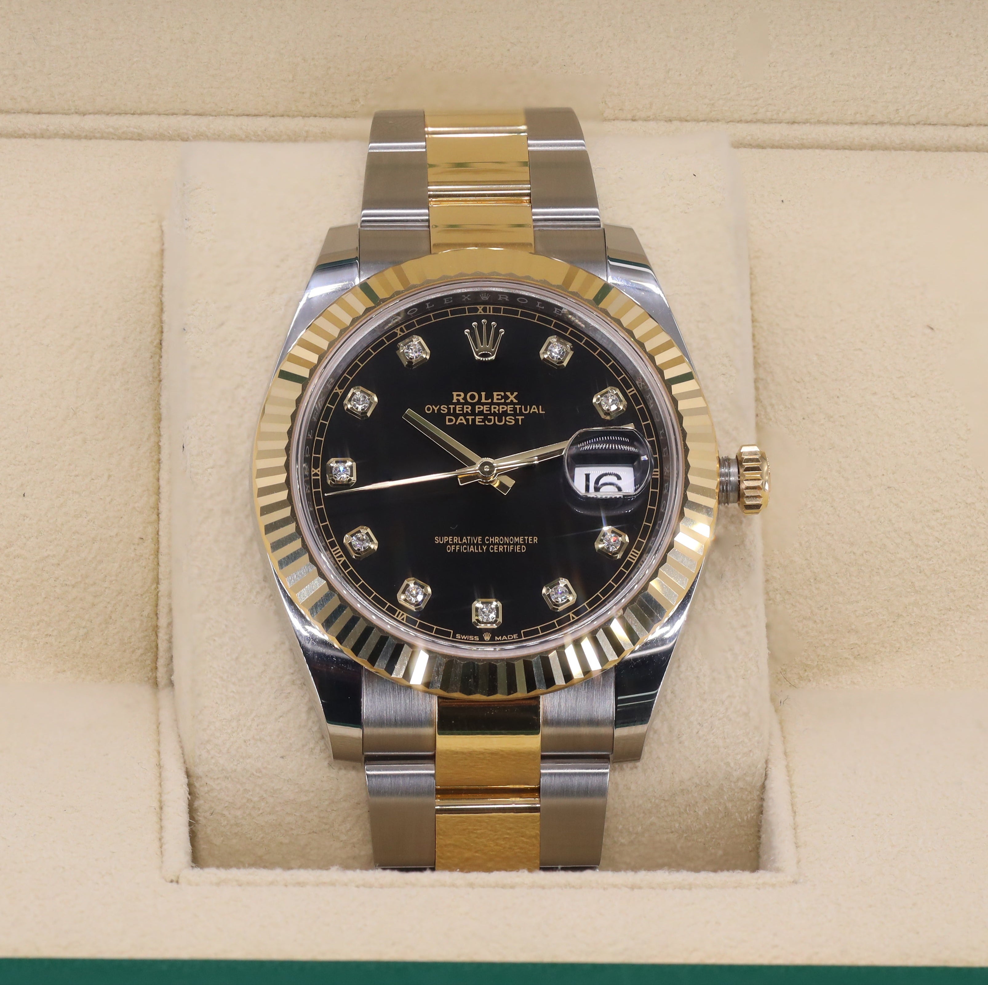Rolex 126333 Datejust 41mm Mens Oyster Two-Tone 18K Gold Fluted Bezel & Bright Black Diamond Dial