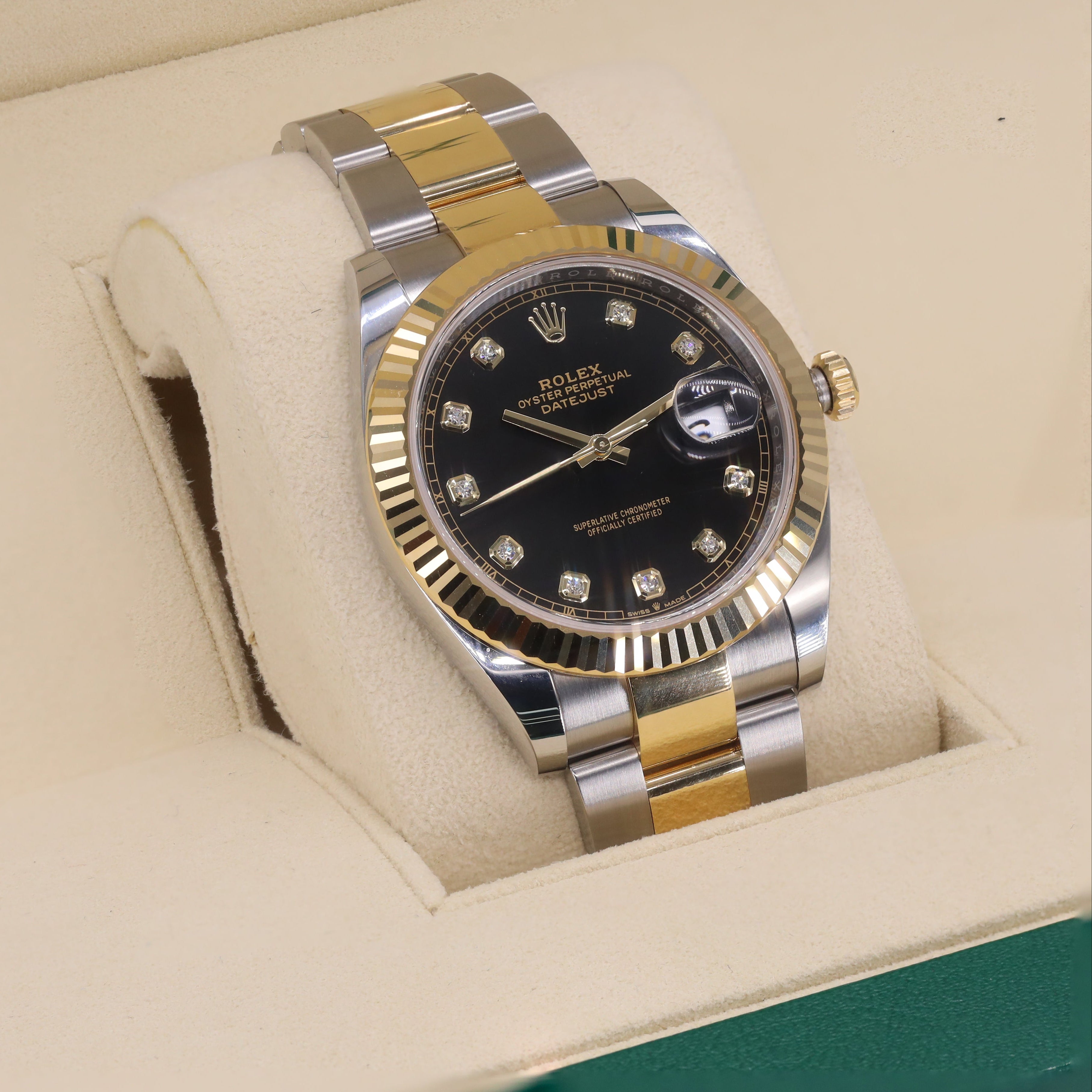 Rolex 126333 Datejust 41mm Mens Oyster Two-Tone 18K Gold Fluted Bezel & Bright Black Diamond Dial