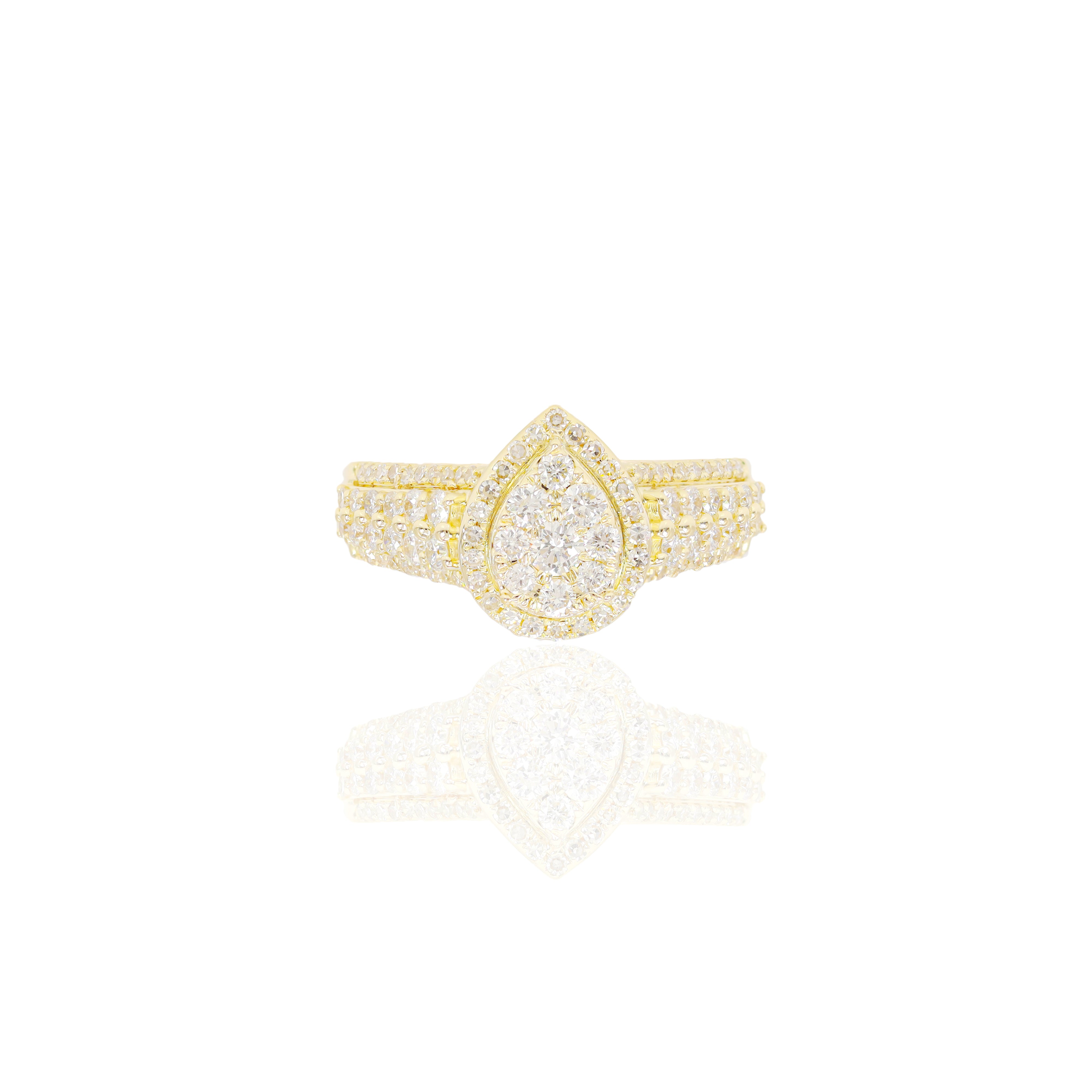 Pear Shaped Cluster Engagement Ring & Band