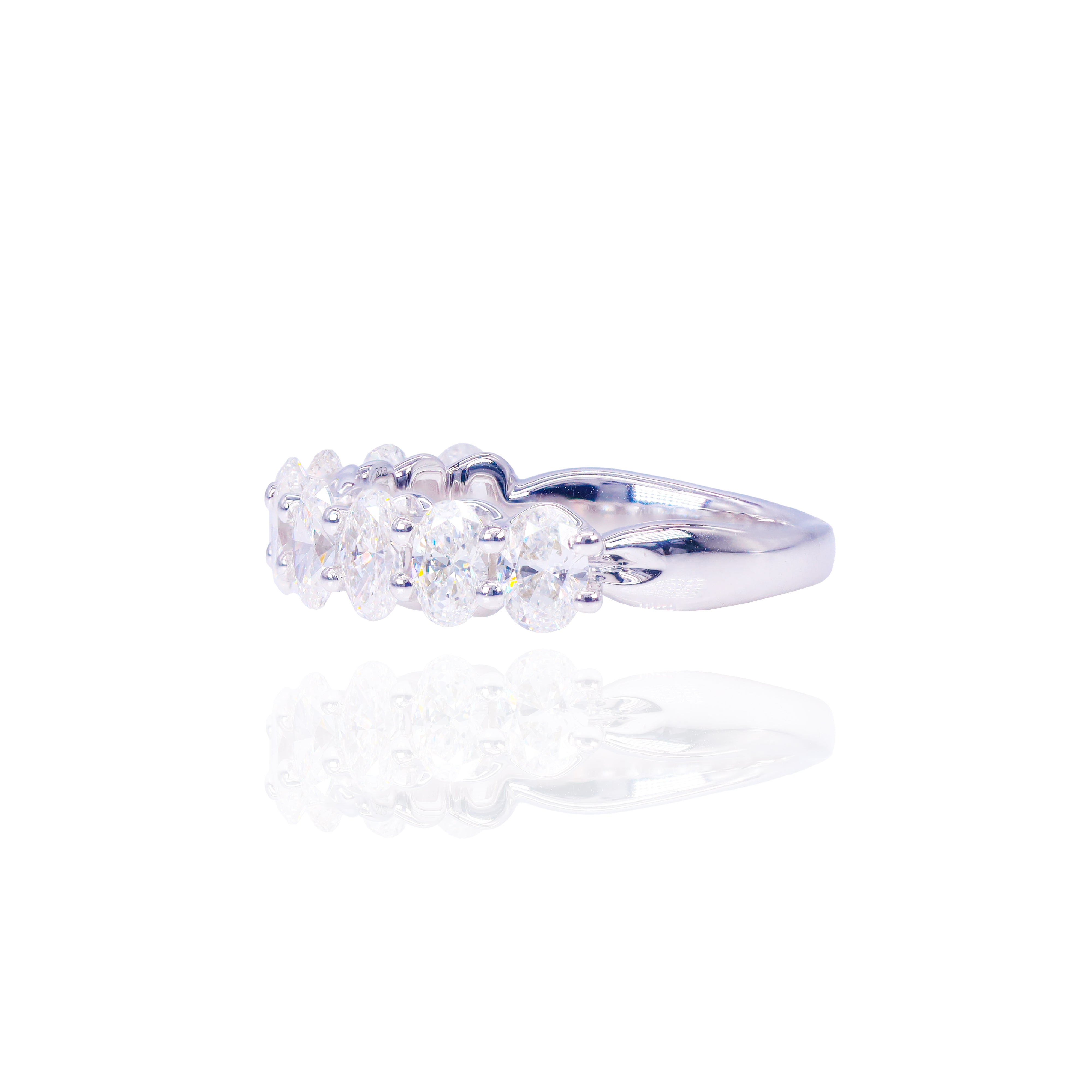 Oval Cut Diamond Ring Band