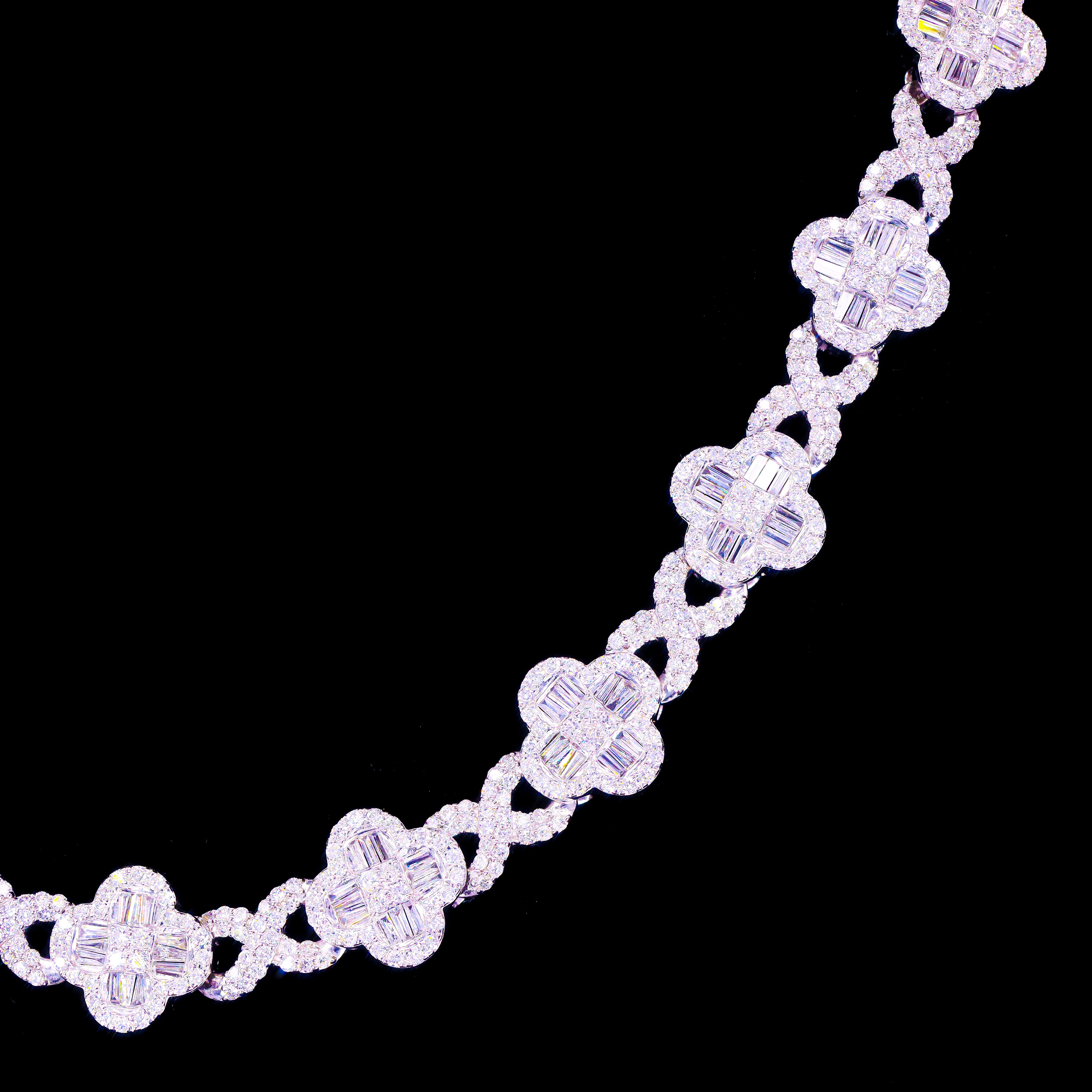 Clover Infinity Link Diamond Chain