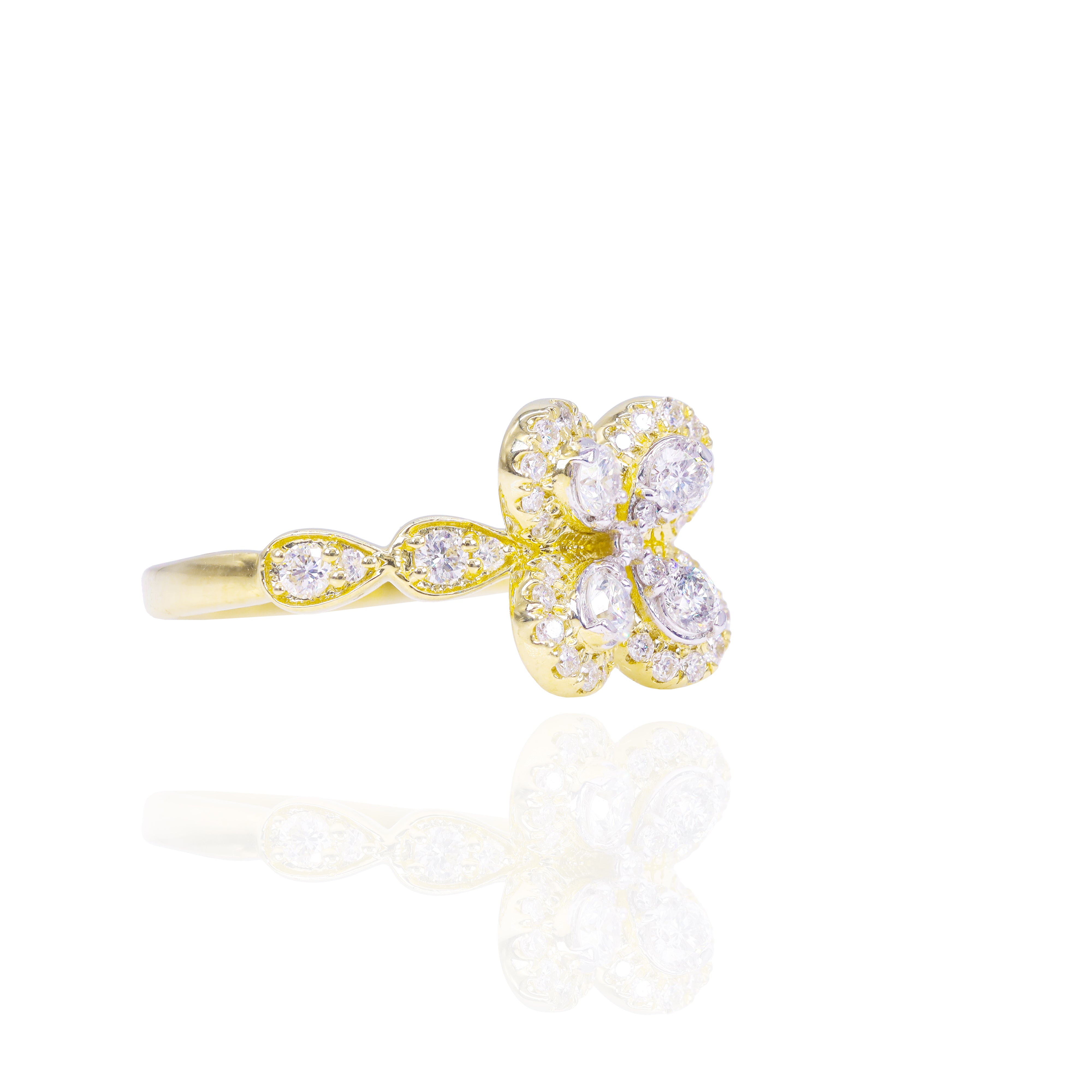 Clover Diamond Ring