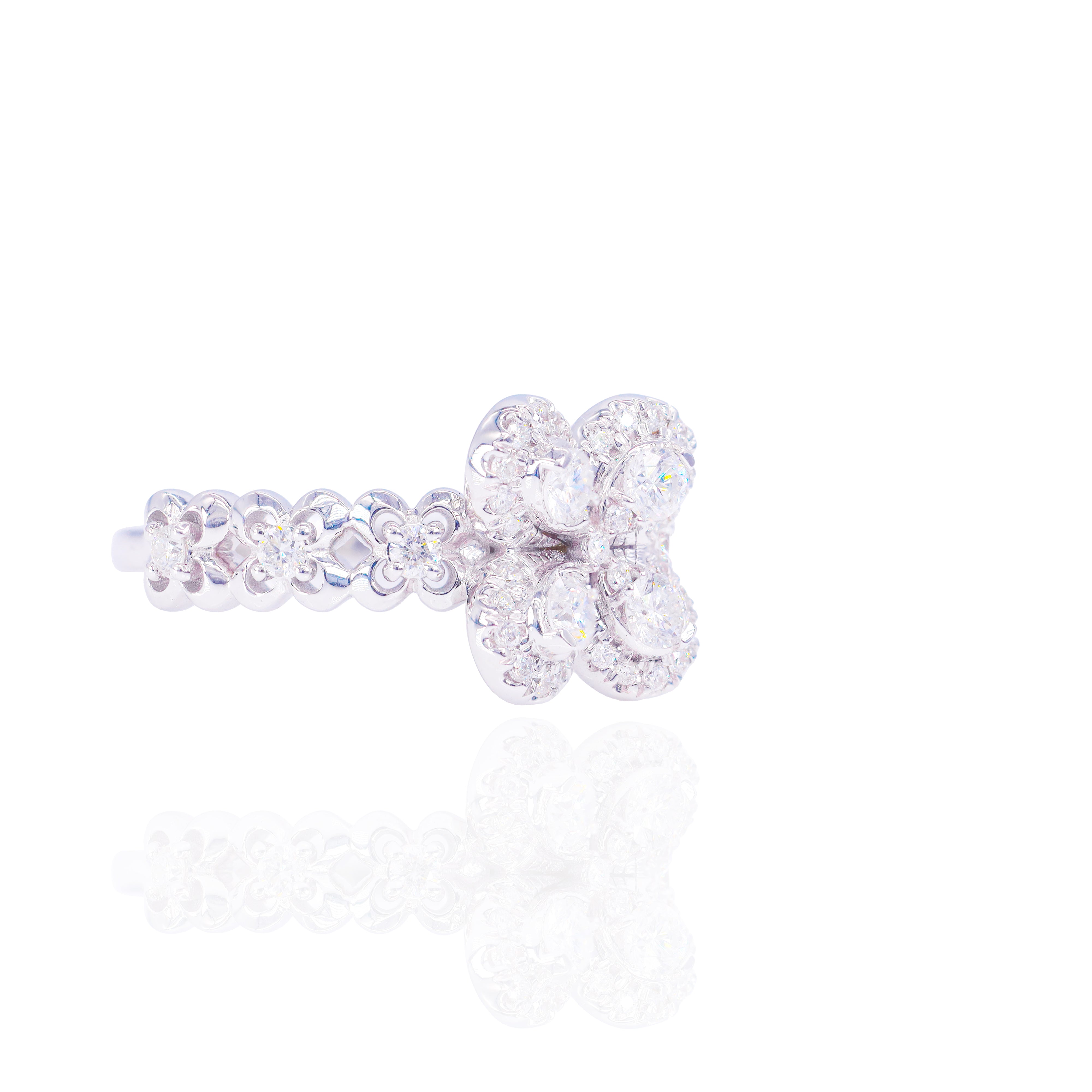 Clover Diamond Ring