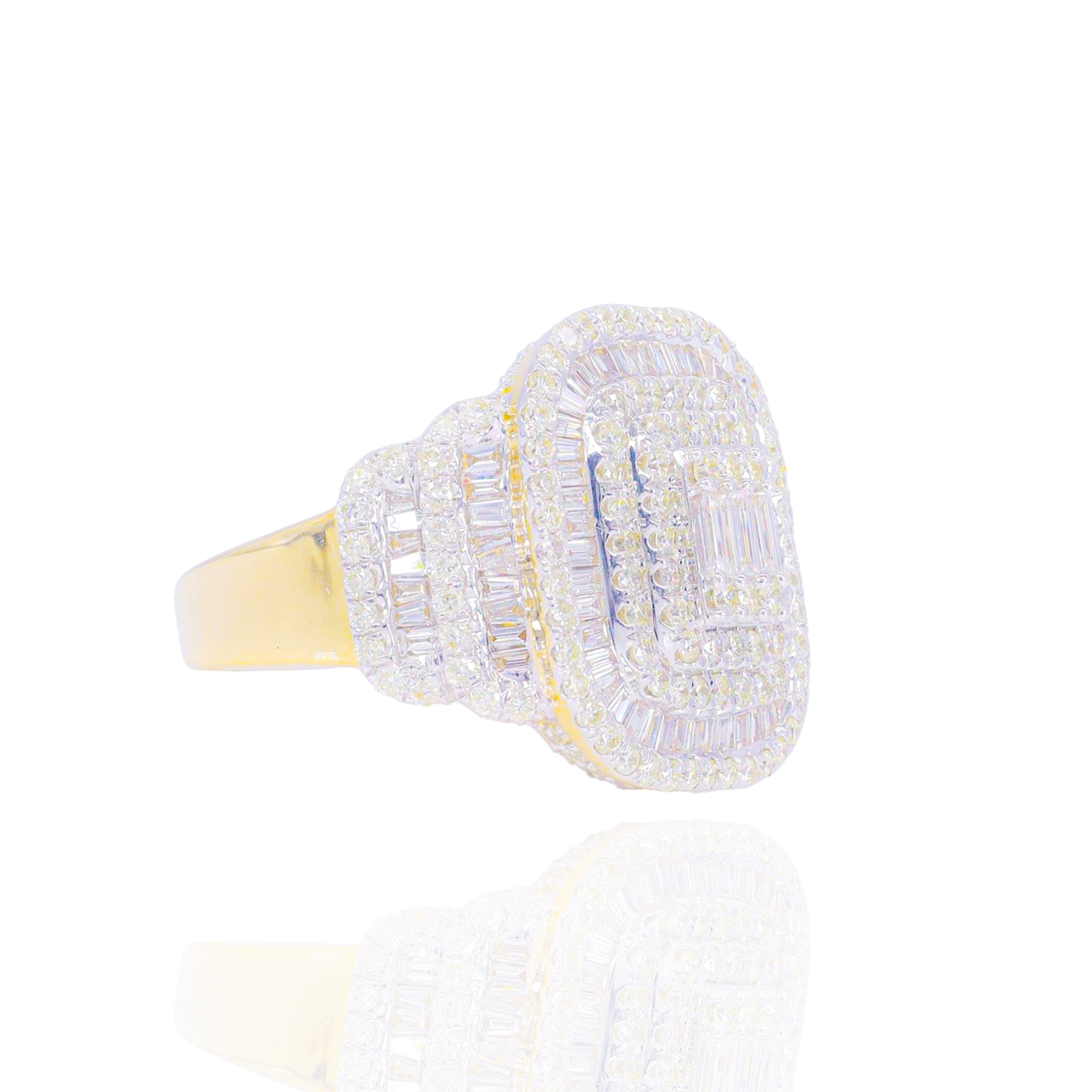 Squared Baguette & Round Diamond Ring