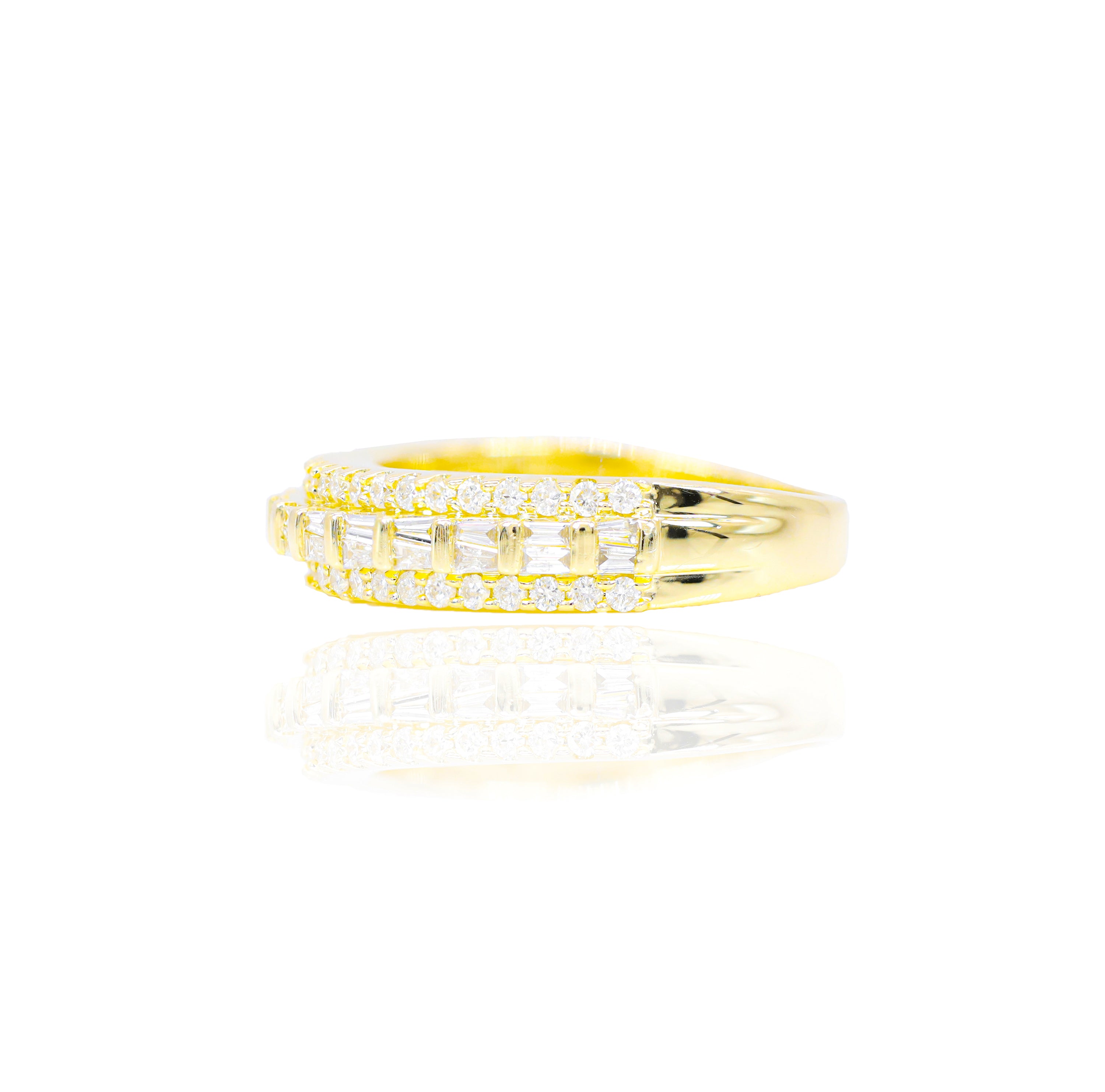 Center Row Baguette w/ Round Diamond Ring Band