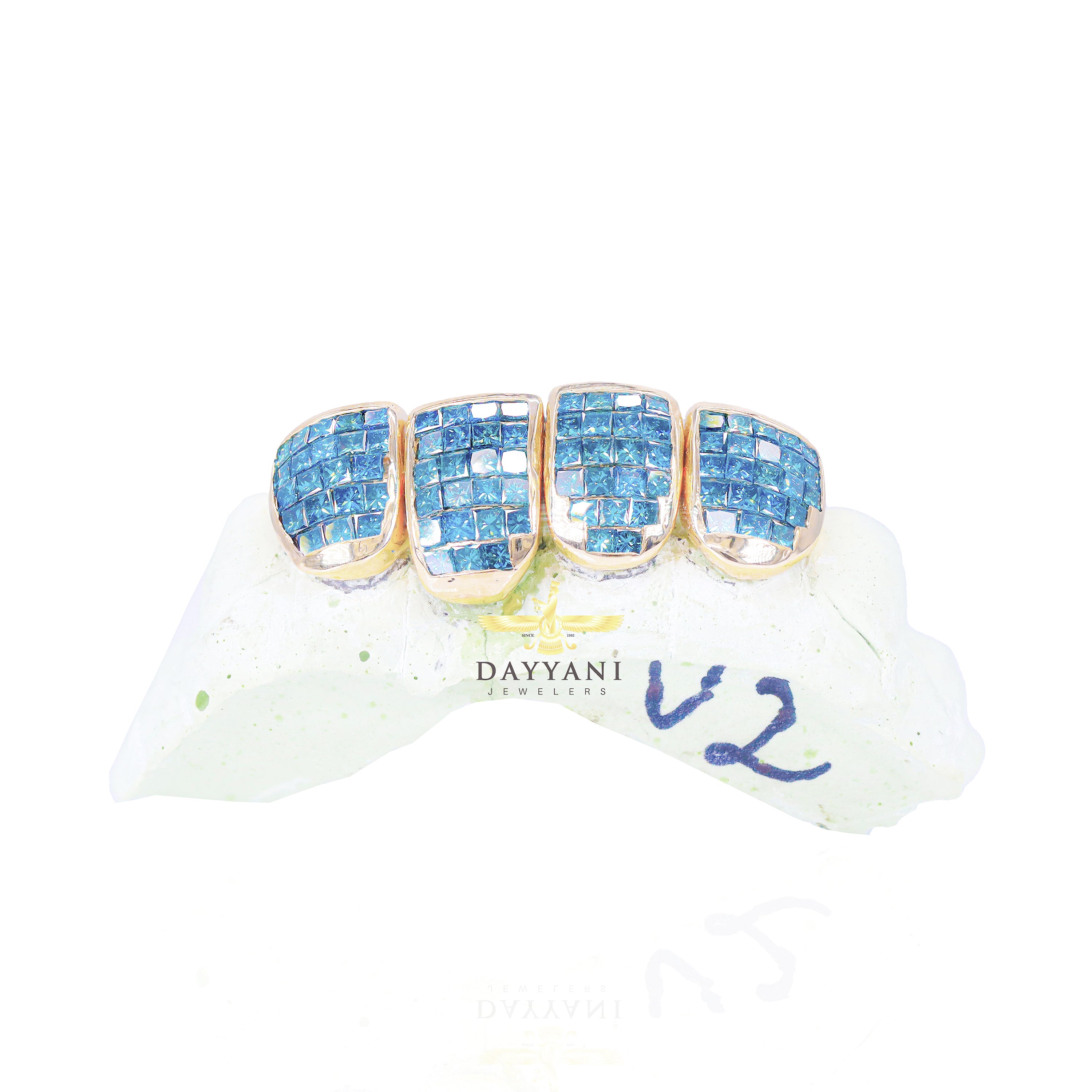 Custom VS Blue Diamond Grillz Hand Set Natural Princess Cut Diamond Gold Grillz (Invisible Setting)
