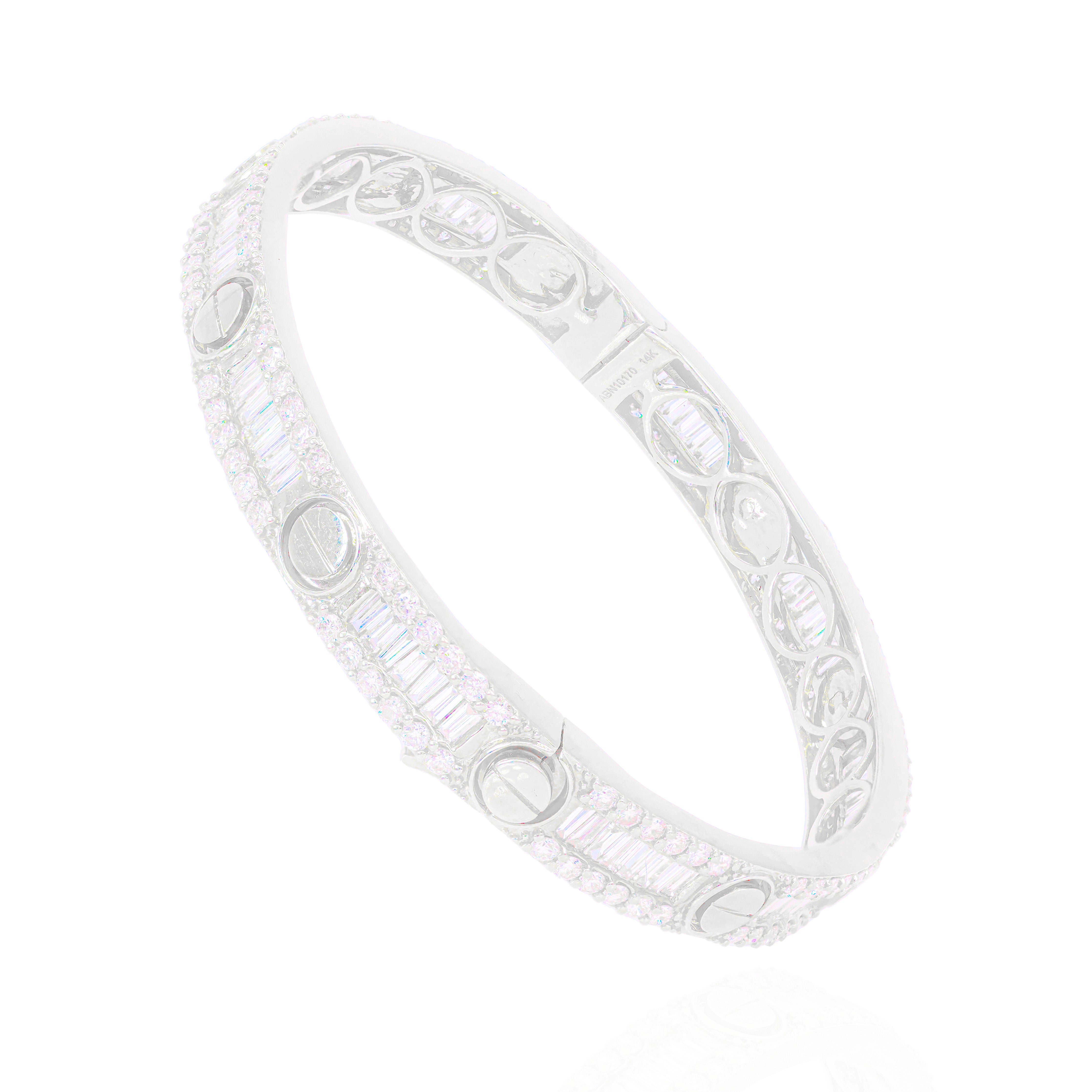 Love Style Baguette Diamond Bracelet