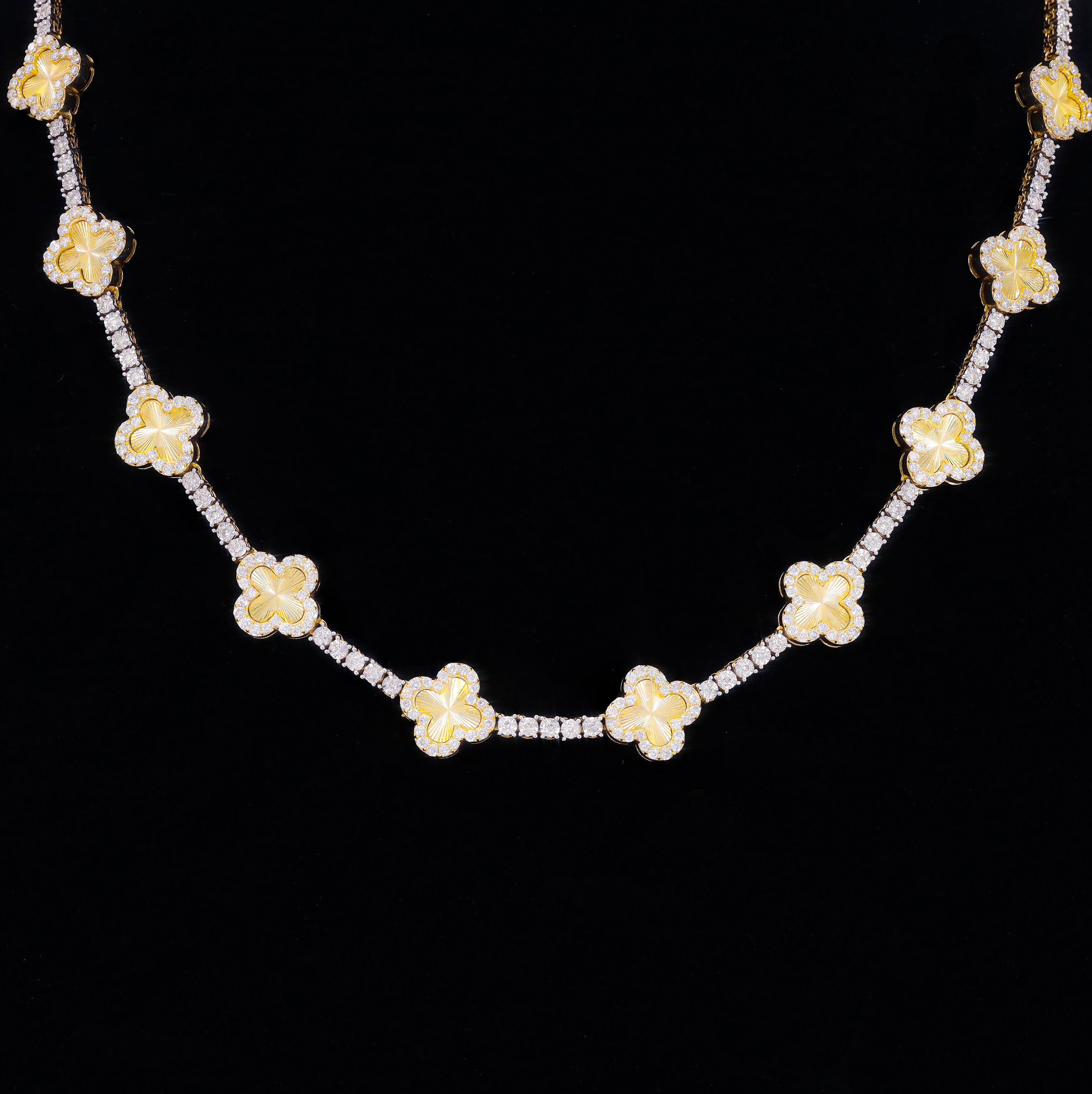 Fluted Clover Diamond Tennis Chain