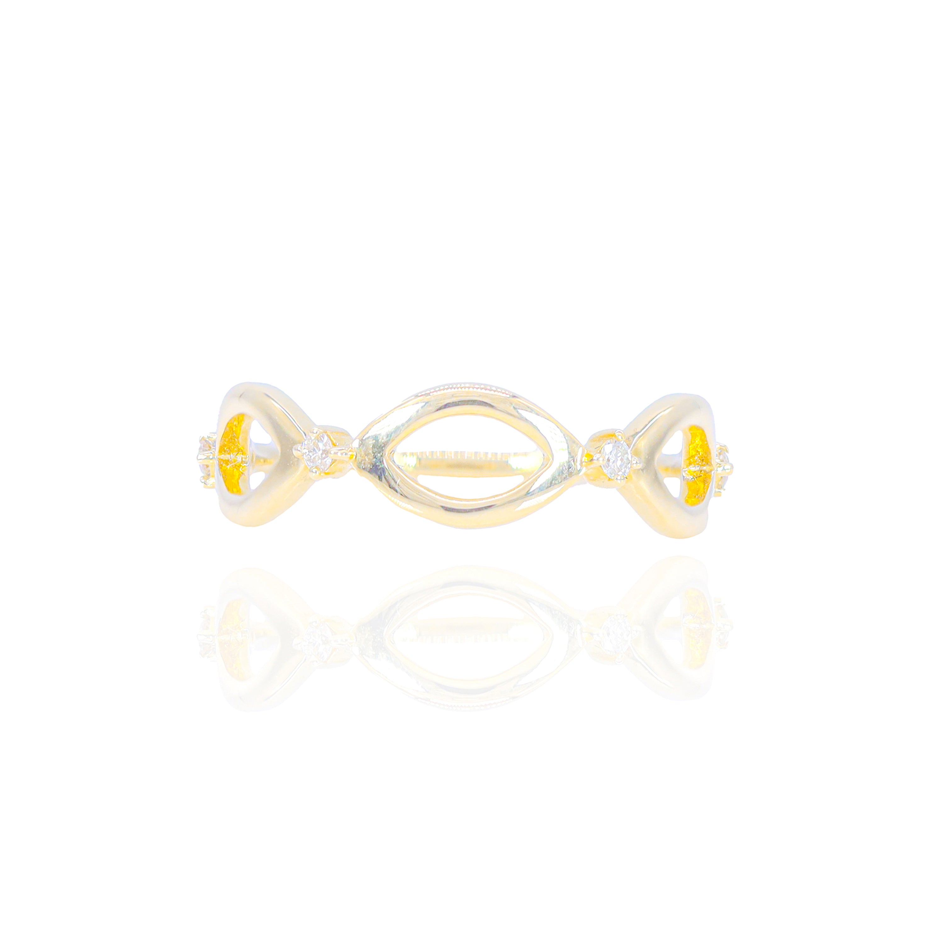 Oval Shaped Gold & Diamond Ring